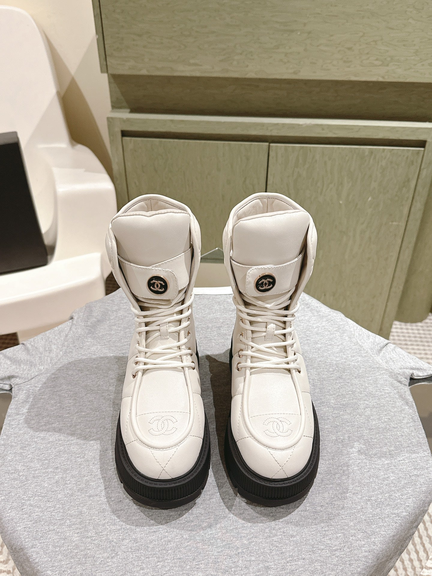MARTIN BOOTS IN WHITE EMBROIDERED CALFSKIN - 35
