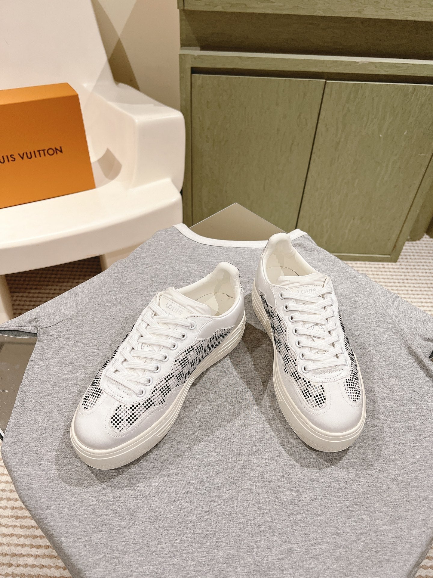 LV GROOVY SNEAKER IN WHITE MIX BLACK DAMIER STRASS AND CALFSKIN - 35
