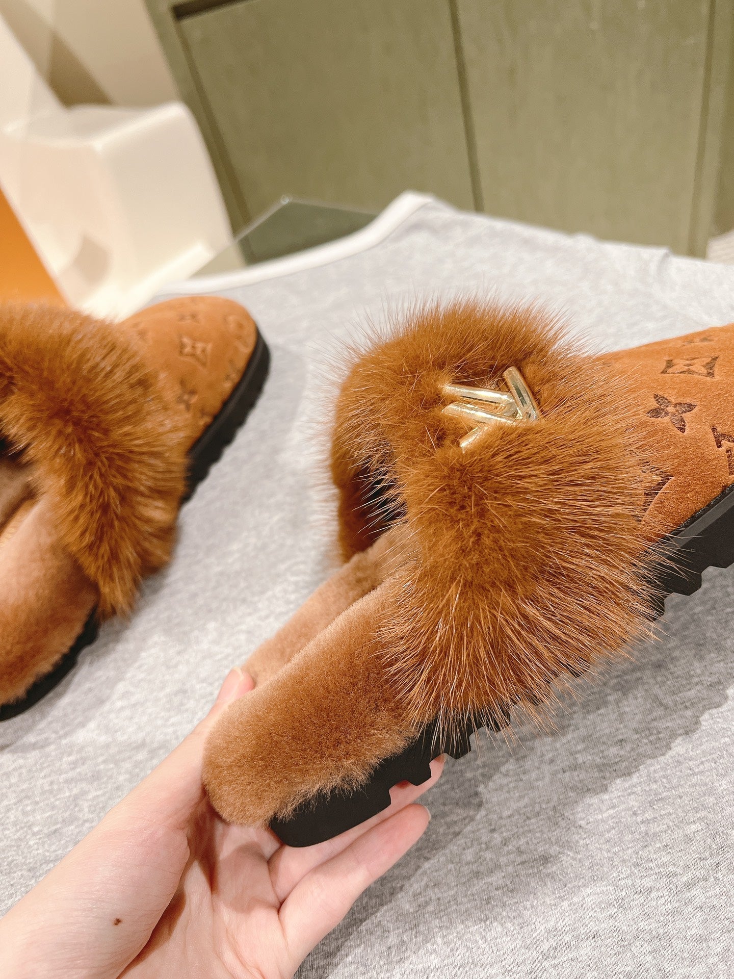COSY FLAT COMFORT CLOG IN BRONZE BROWN MONOGRAM LAMB WOOL AND MINK FUR - 35
