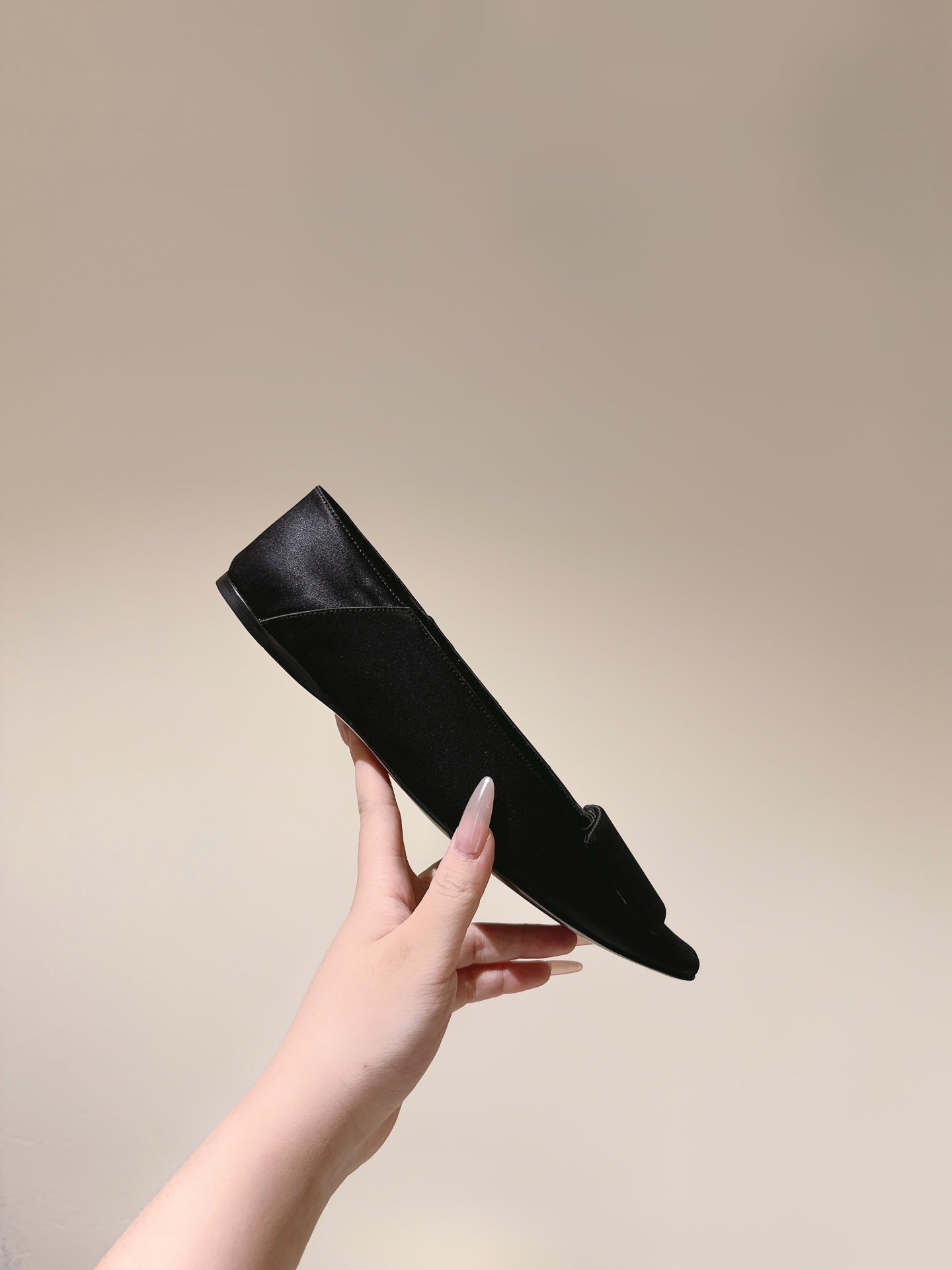 BALLERINA FLATS IN BLACK SATIN - 35