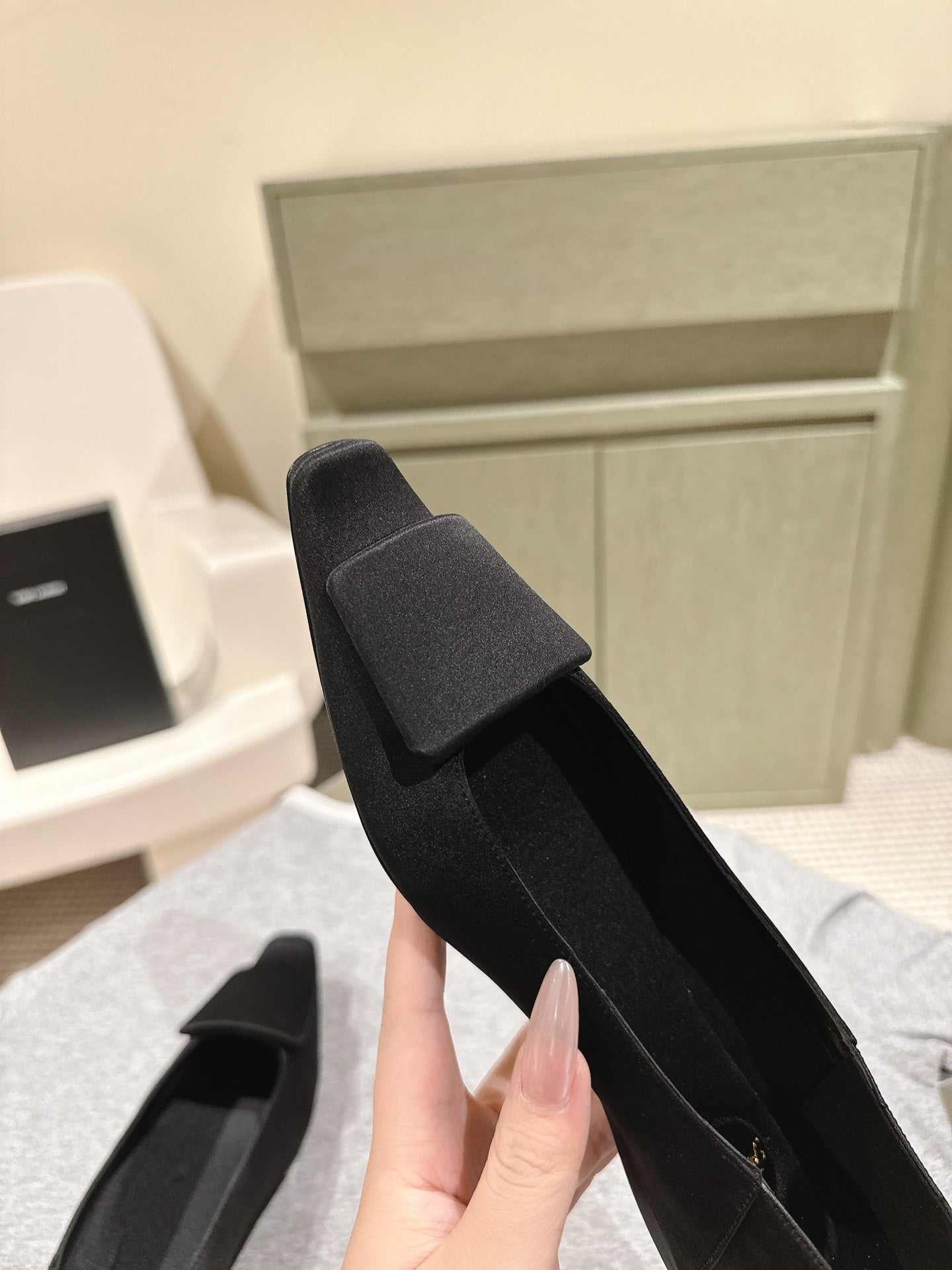 BALLERINA FLATS IN BLACK SATIN - 35