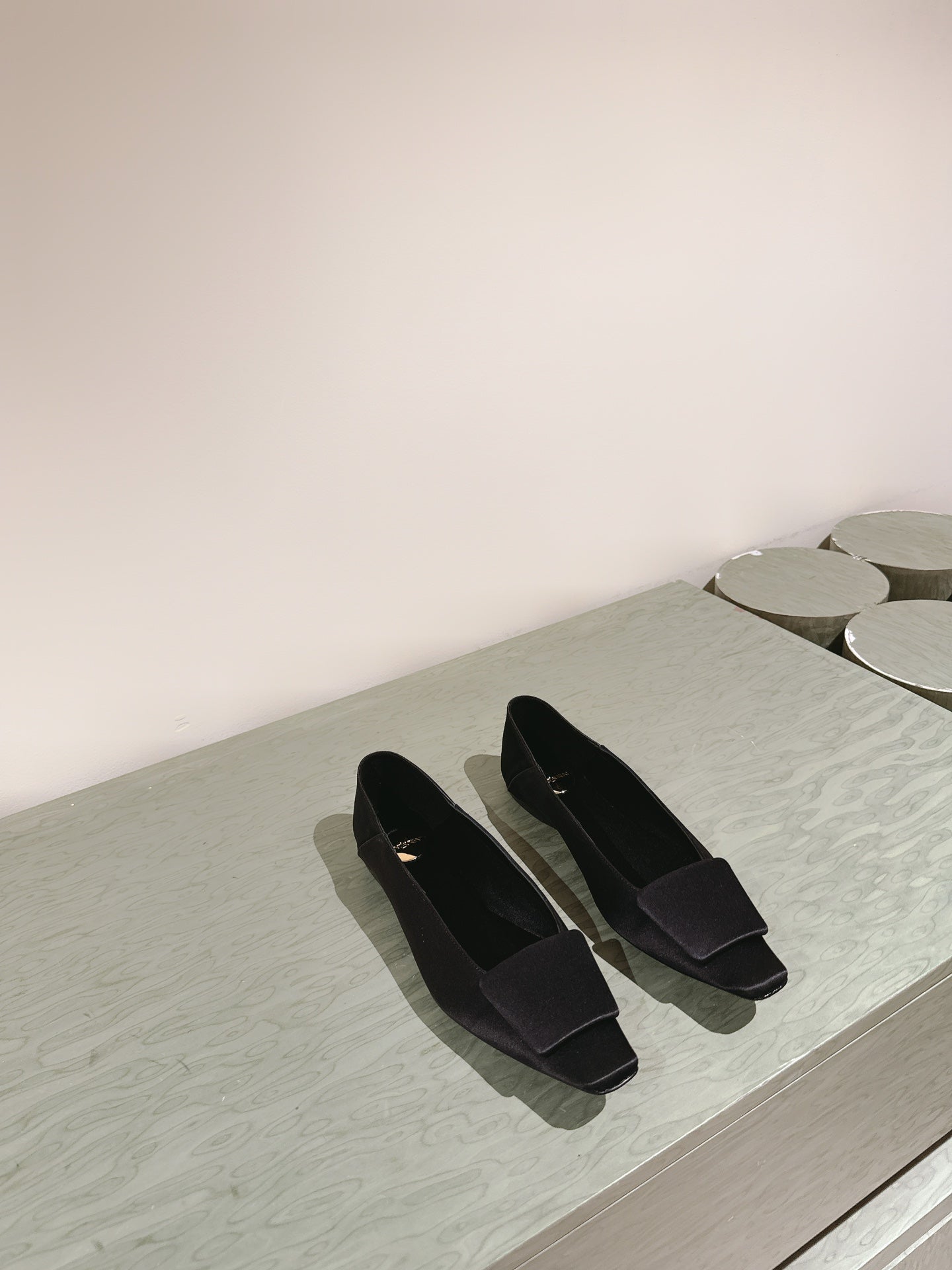 BALLERINA FLATS IN BLACK SATIN - 35