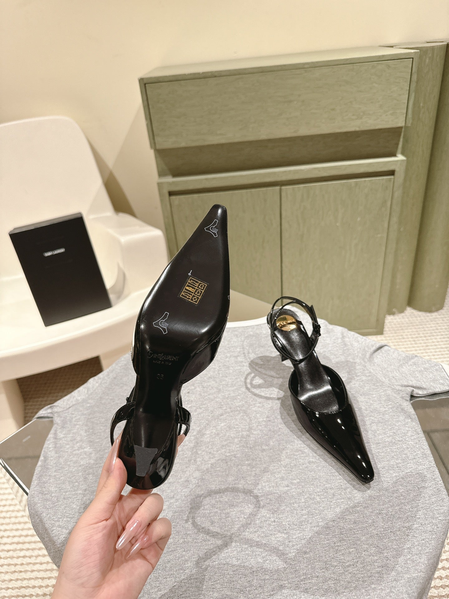 AIMÉE HIGH 8 CM SLINGBACK PUMPS IN BLACK PATENT CALFSKIN - 35