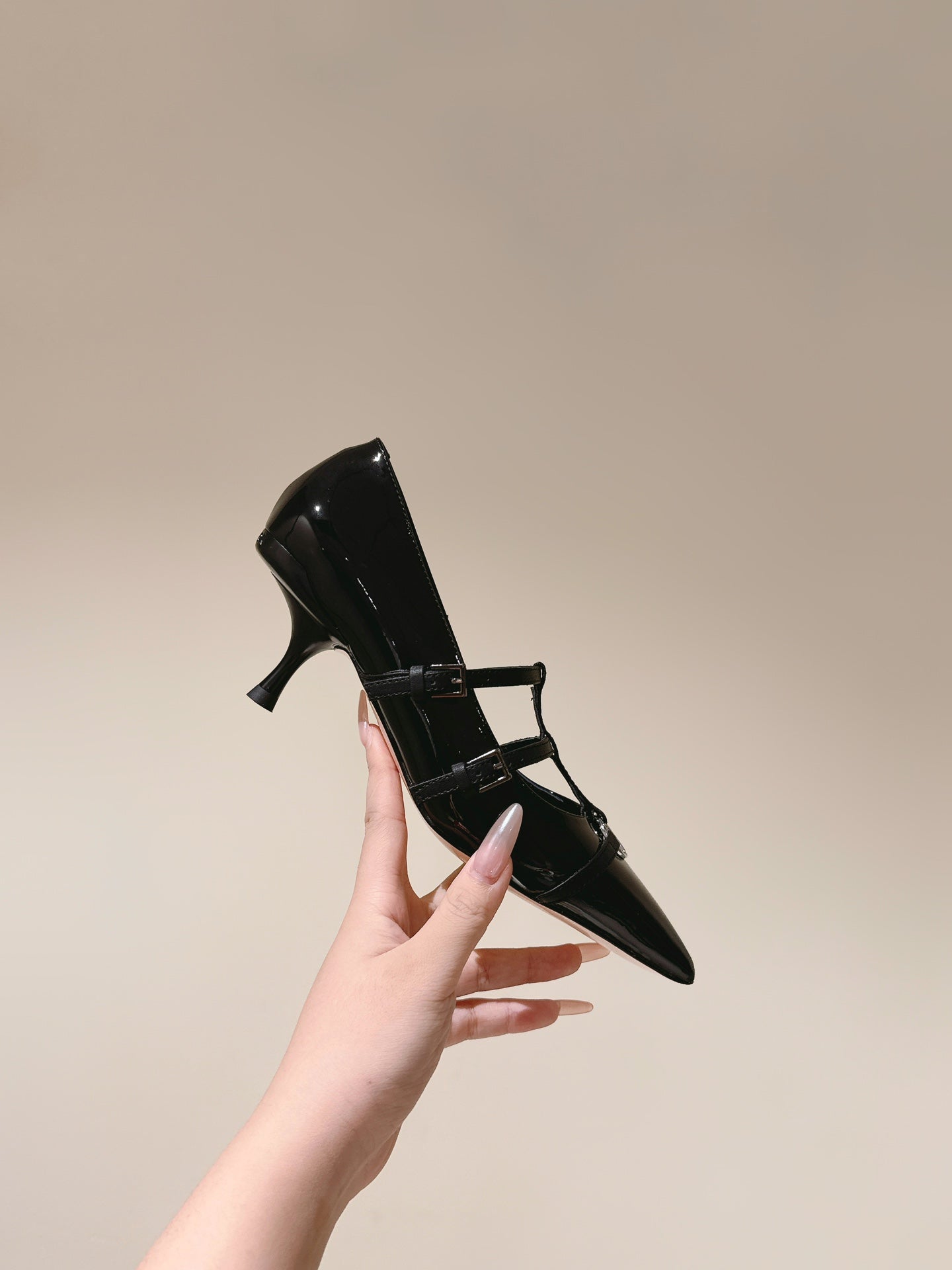 HIGH PUMP 45MM IN BLACK CALFSKIN WITH BLACK STRAPS - 35