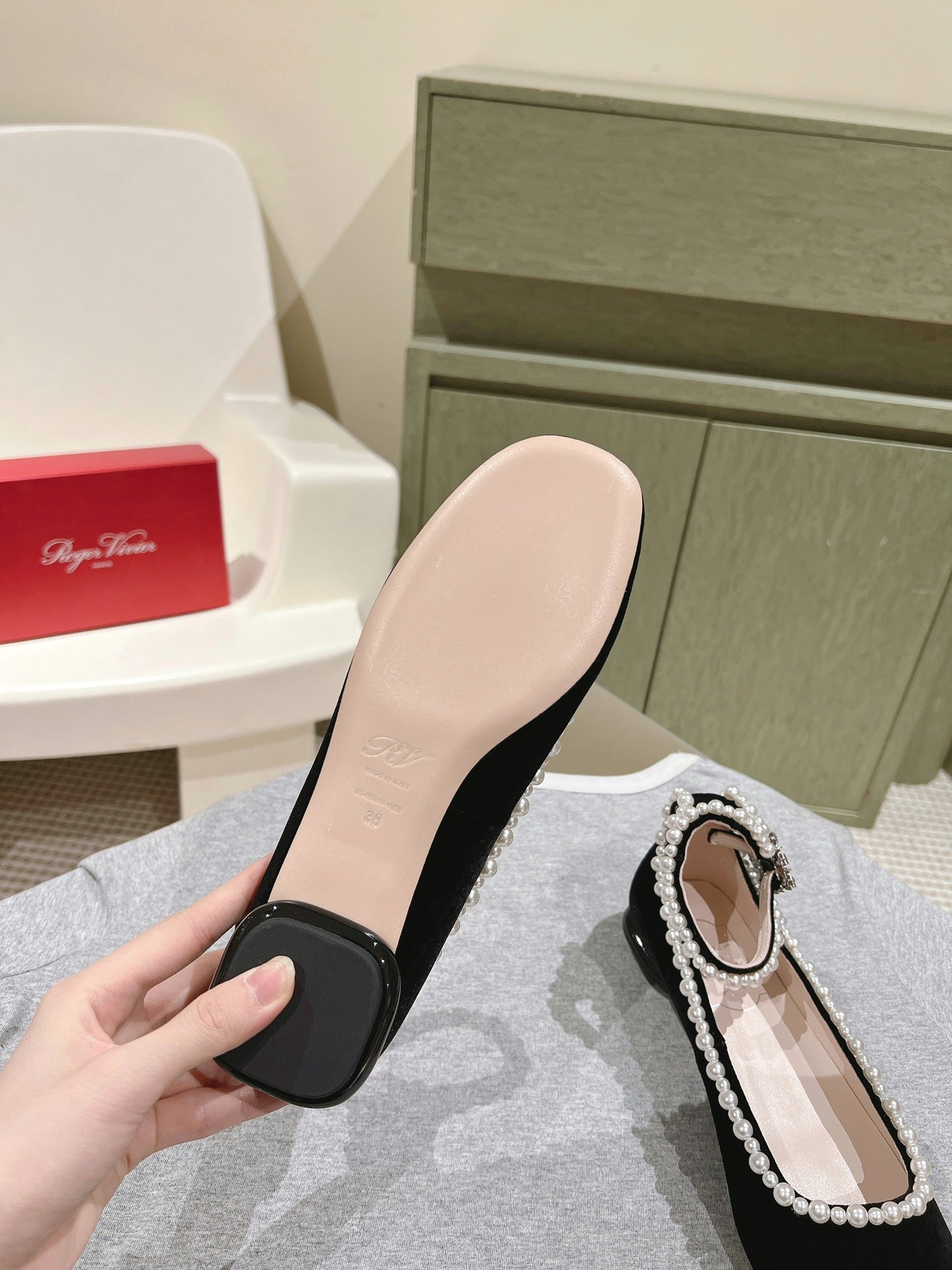BALLERINAS MARY JANE IN BLACK SUEDE WITH PEARL TRIM - 35