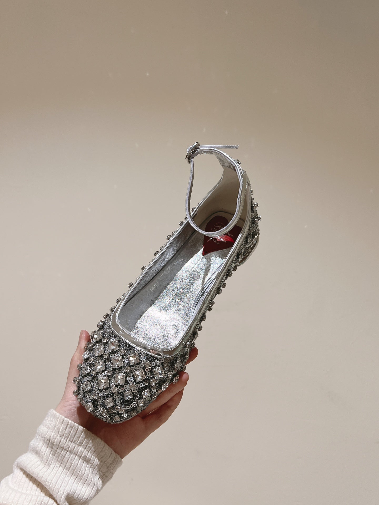 BALLERINAS IN SILVER FABRIC WITH CRYSTAL DETAILING - 35