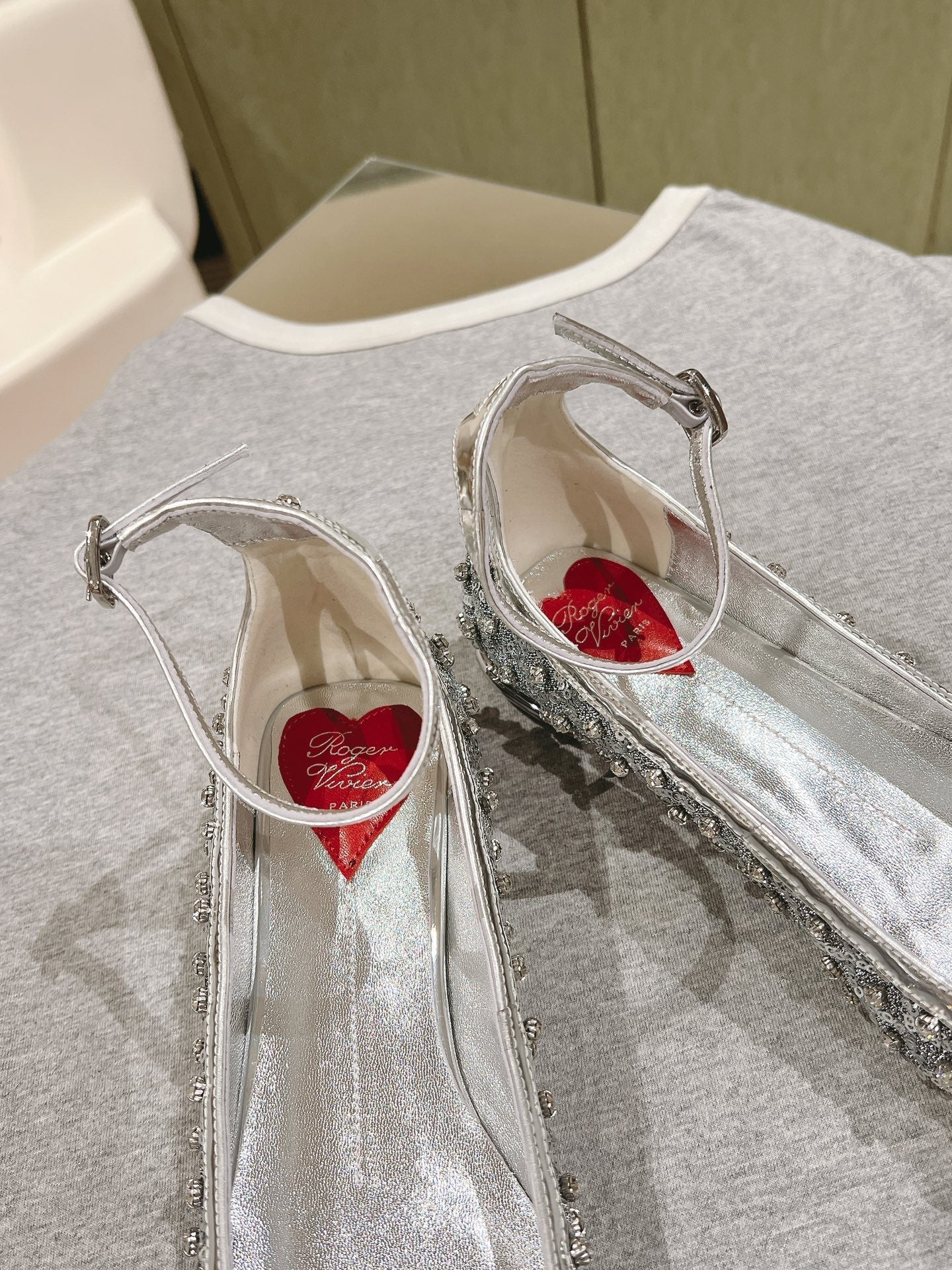 BALLERINAS IN SILVER FABRIC WITH CRYSTAL DETAILING - 35