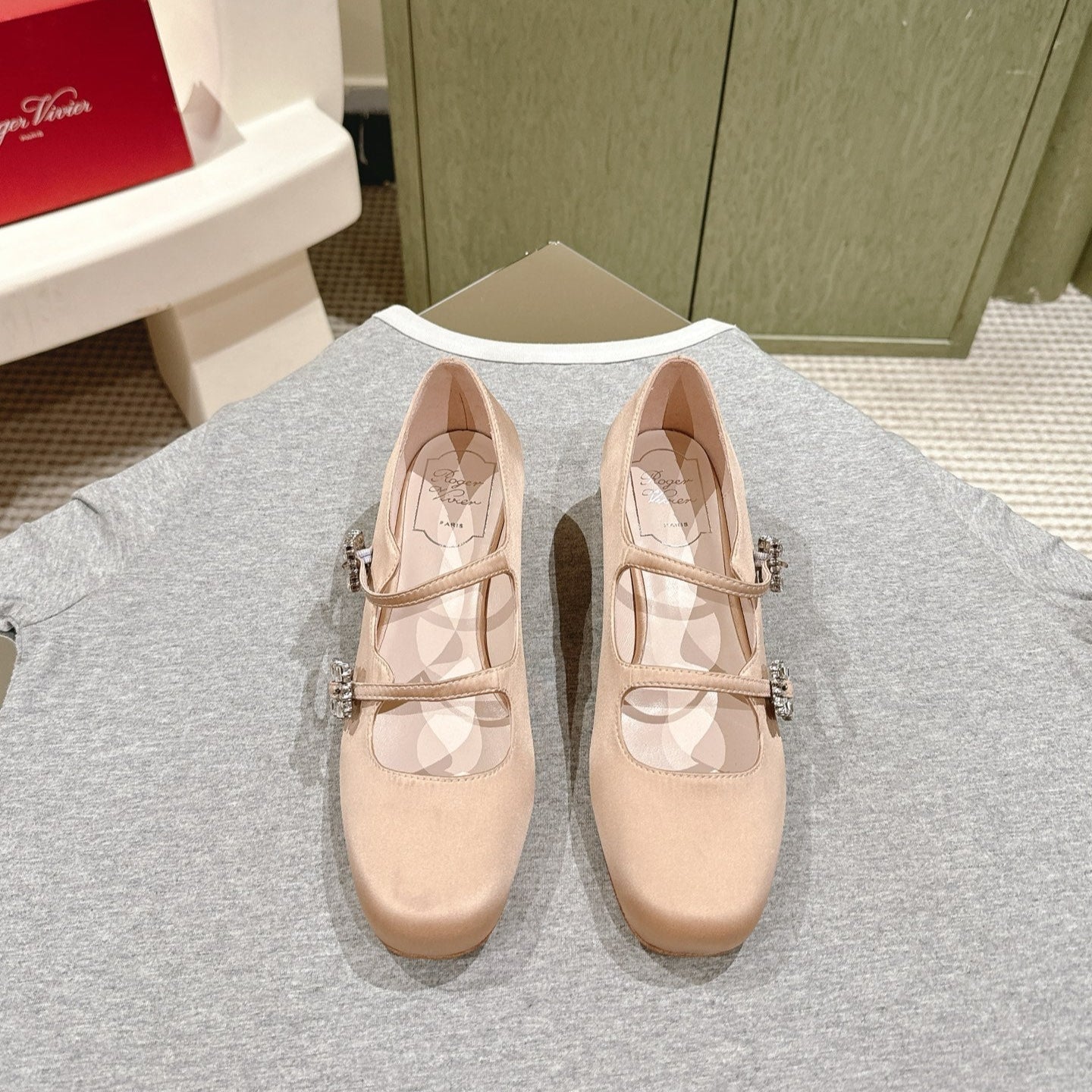 TRÈS VIVIER MARY JANE DOUBLE-STRAP IN NUDE SILK - 35