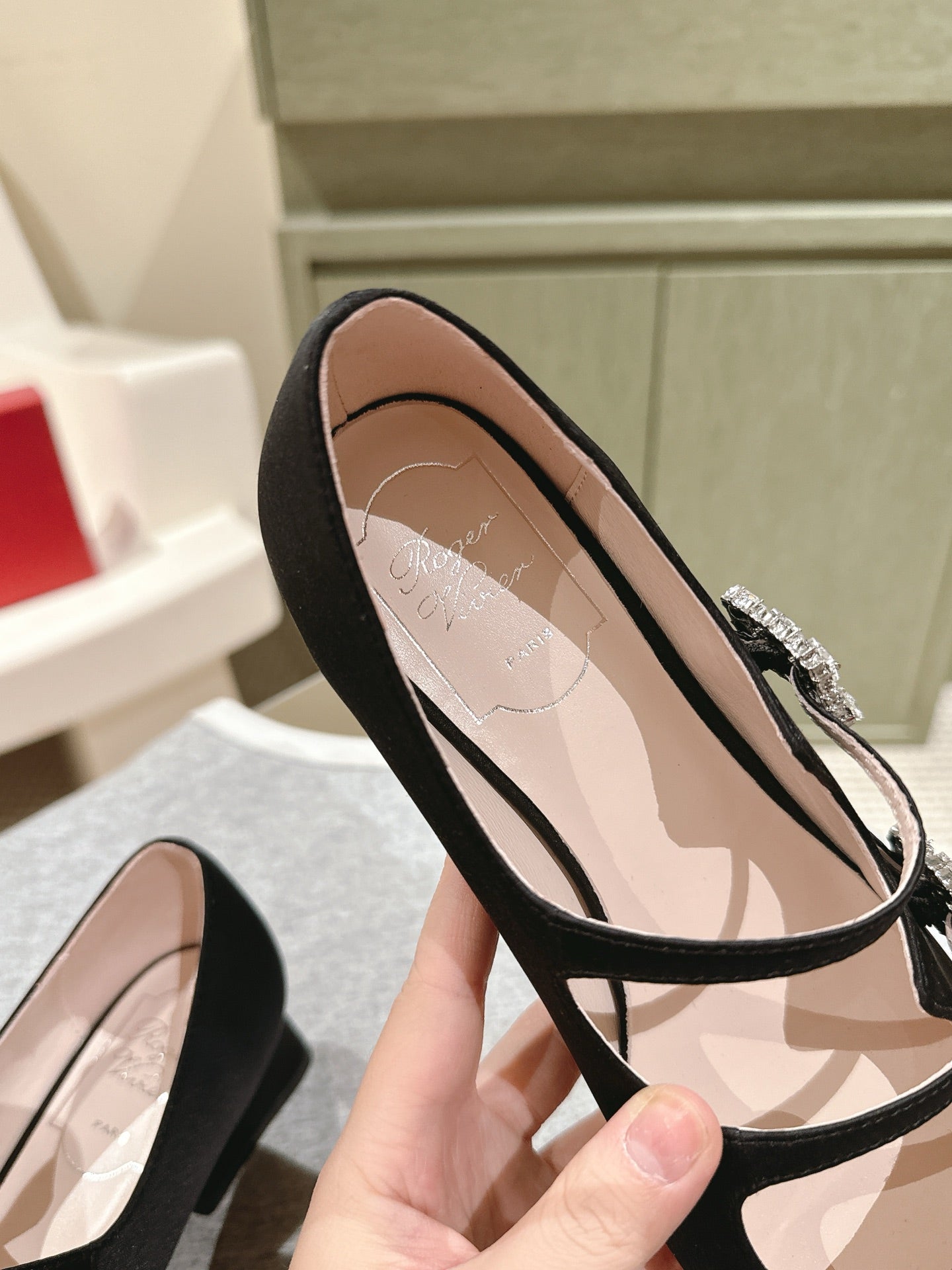 TRÈS VIVIER MARY JANE DOUBLE-STRAP IN BLACK SILK - 35