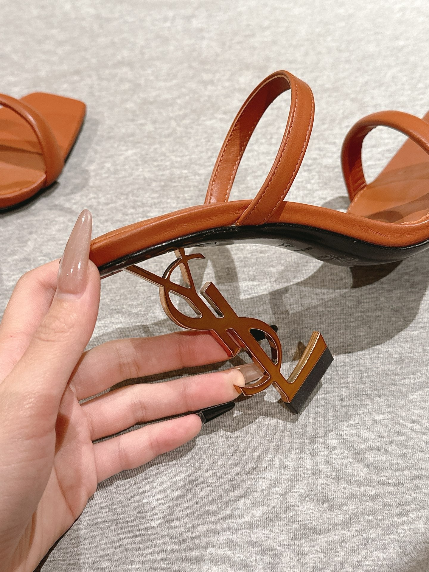 YSL 25S OPYUM HIGH-HEEL SANDALS 100 MM IN BURNT ORANGE BROWN LAMBSKIN - 35