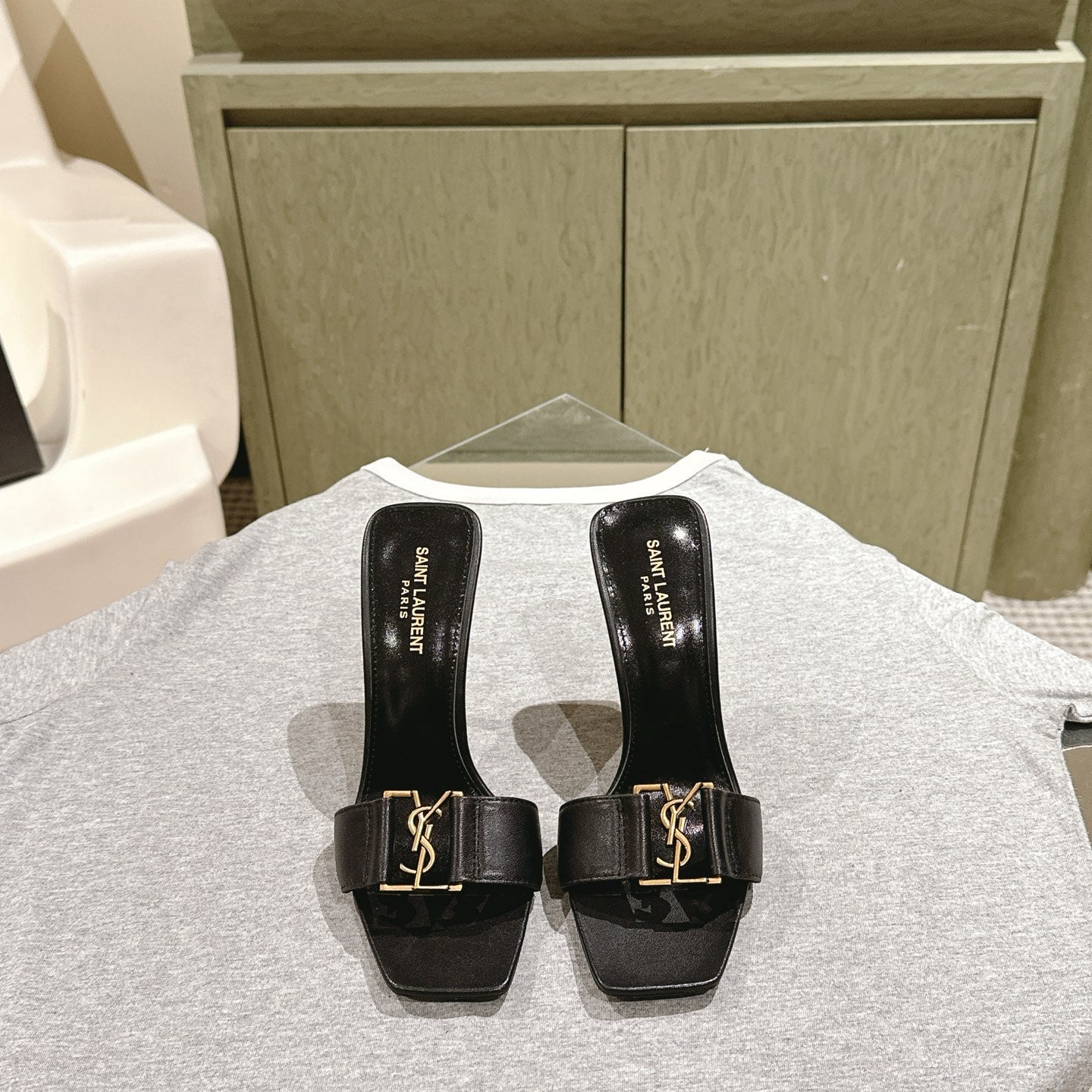 YSL 25S SQUARE-TOE HIGH-HEEL SANDALS 100 MM IN BLACK LAMBSKIN WITH GOLD HARDWARE - 35