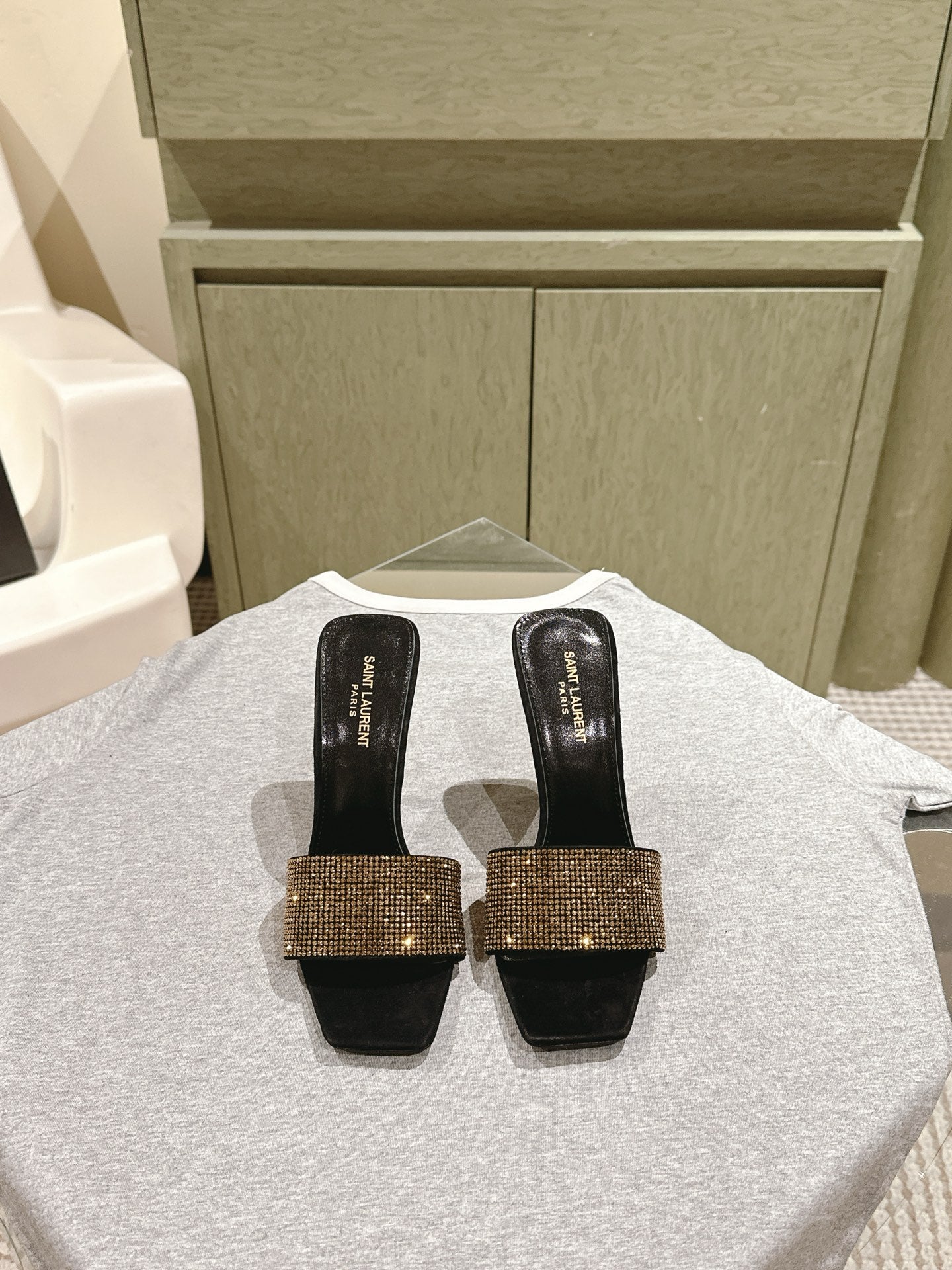 YSL 25S HEELED SANDALS 100 MM IN BLACK LAMBSKIN WITH GOLD RHINESTONE-EMBELLISHED STRAP - 35
