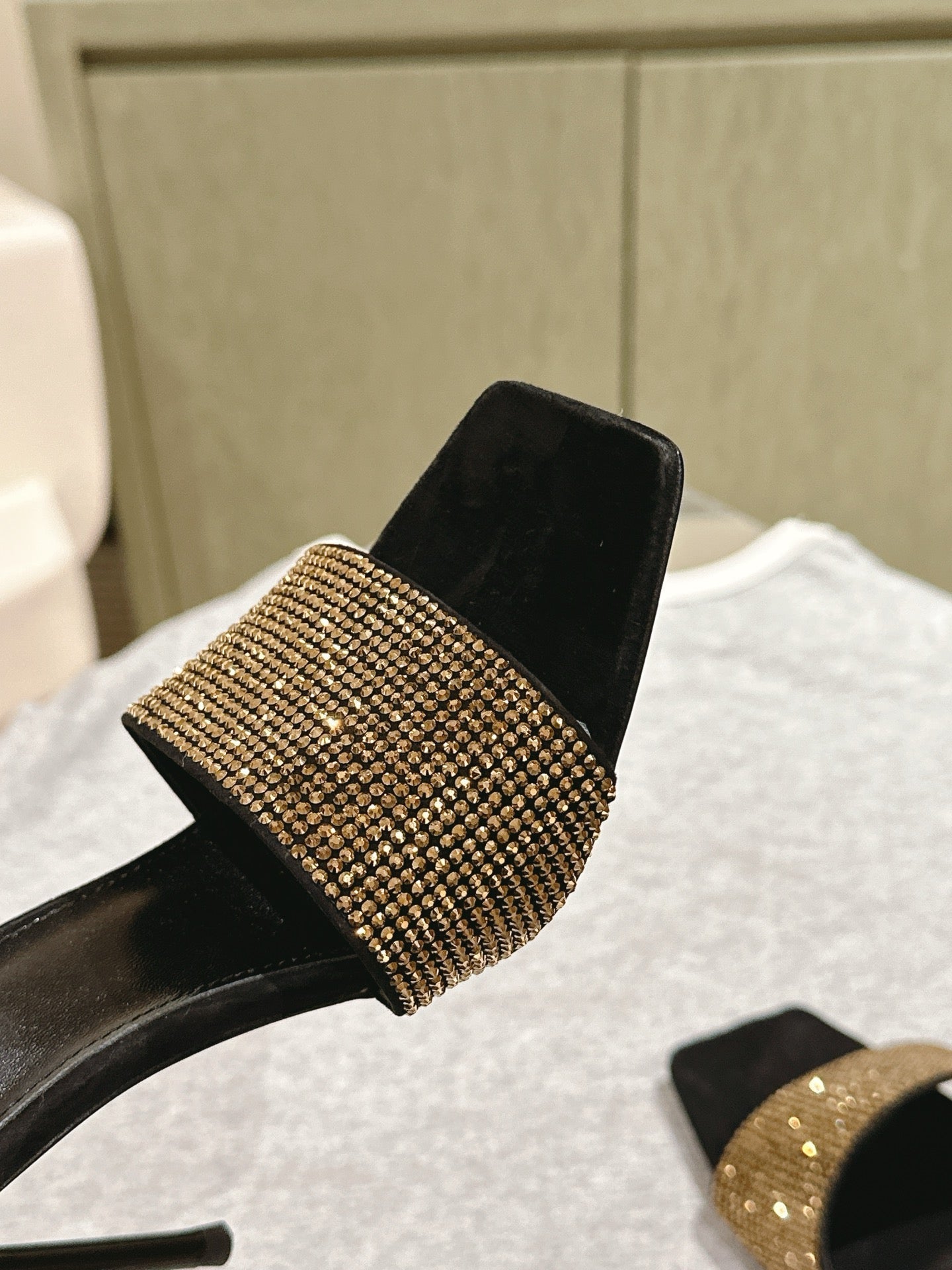YSL 25S HEELED SANDALS 100 MM IN BLACK LAMBSKIN WITH GOLD RHINESTONE-EMBELLISHED STRAP - 35