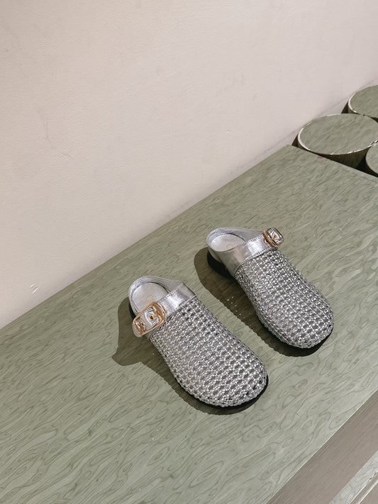 МЮЛІ CHLOÉ 26S ЗІ СРІБНОЇ ТЕЛЯЧОЇ ШКІРИ ПЛЕТЕНОГО ПЕРЕПЛЕТЕННЯ