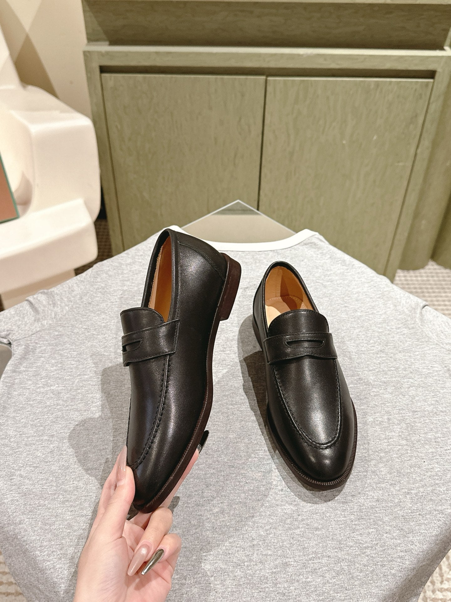 LP LOAFERS 25S IN ESPRESSO BROWN LAMBSKIN - 34