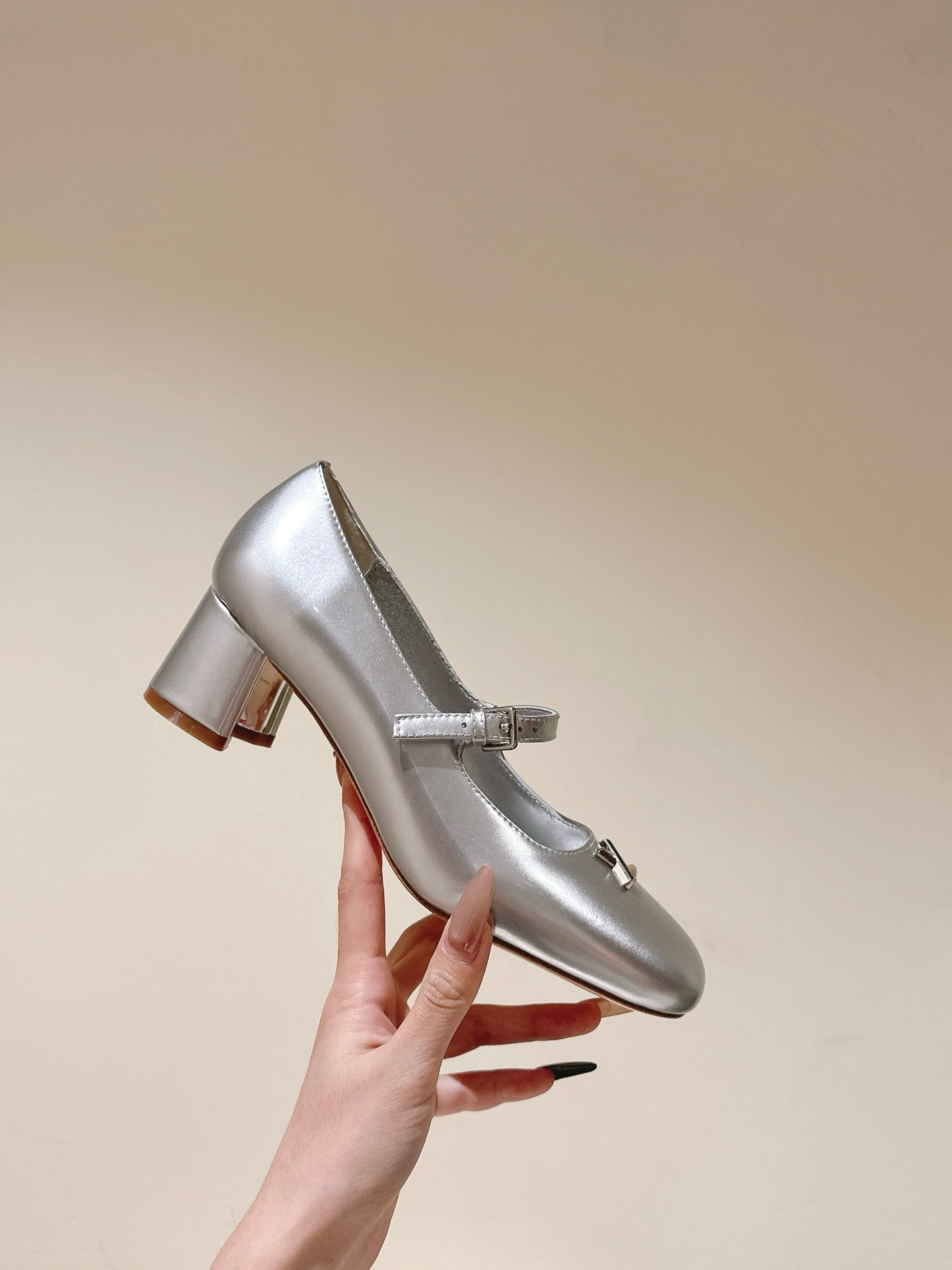 SWING HIGH MARY JANE 55 MM IN SILVER PATENT CALFSKIN - 35
