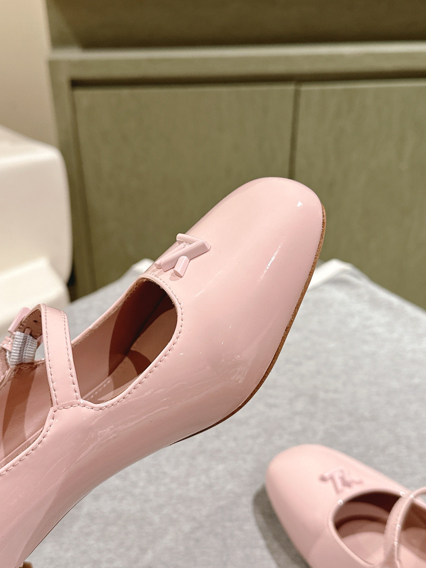 SWING HIGH MARY JANE 55 MM IN PALE PINK PATENT CALFSKIN - 35