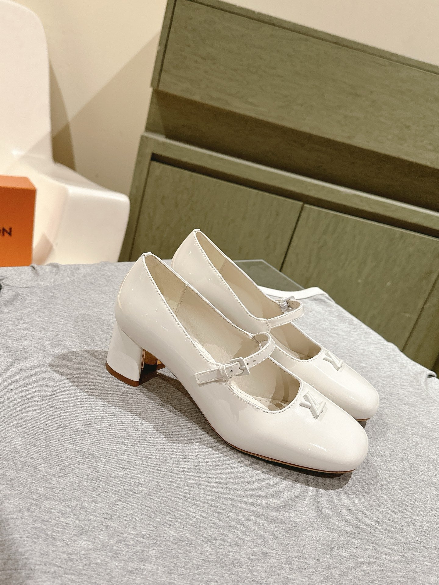 SWING HIGH MARY JANE 55 MM IN WHITE PATENT CALFSKIN - 35