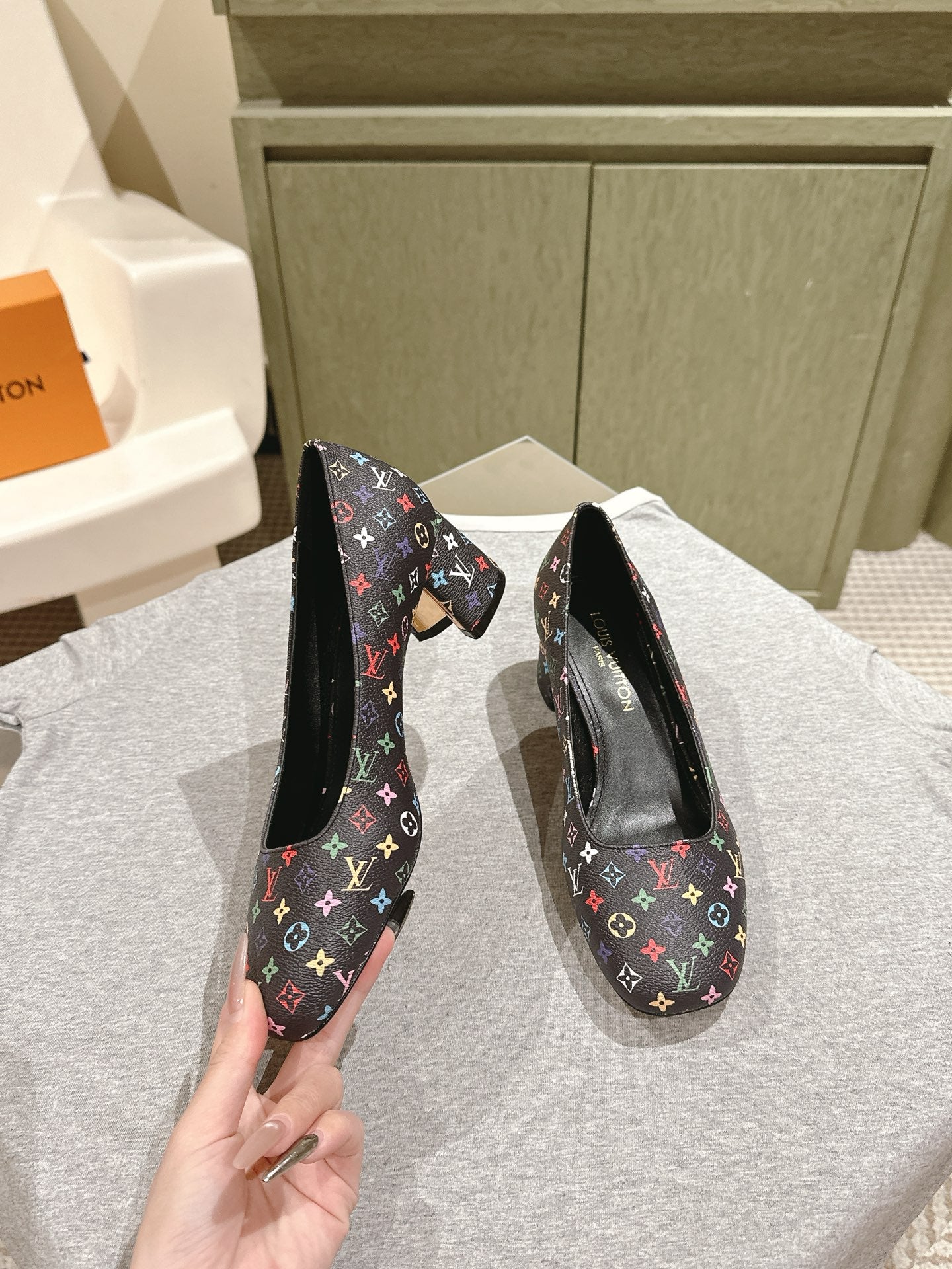 SWING HIGH PUMP 55 MM IN BLACK MONOGRAM CALFSKIN - 35