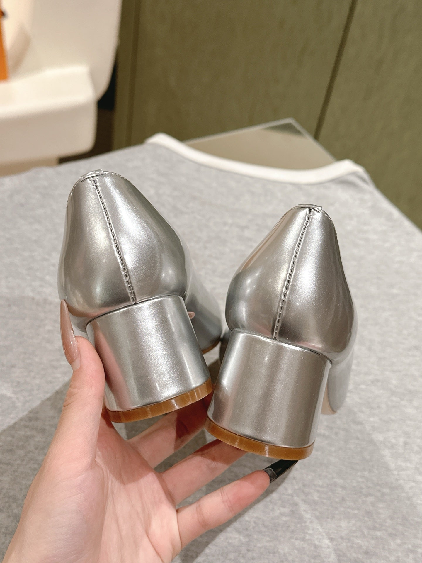 SWING HIGH PUMP 55 MM IN SILVER PATENT CALFSKIN - 35