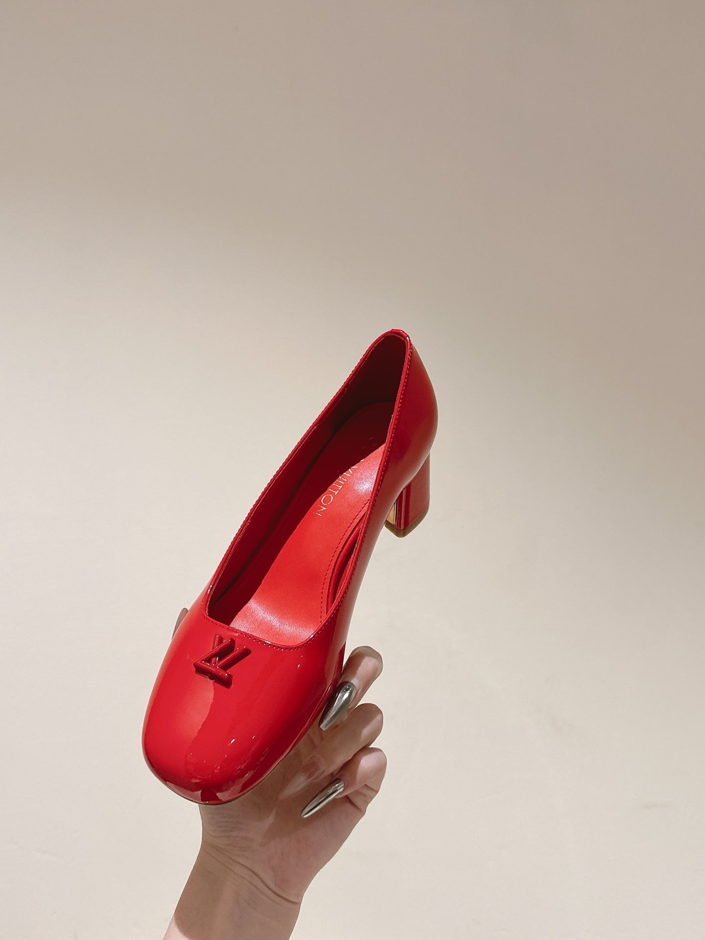 SWING HIGH PUMP 55 MM IN CRIMSON RED PATENT CALFSKIN - 35