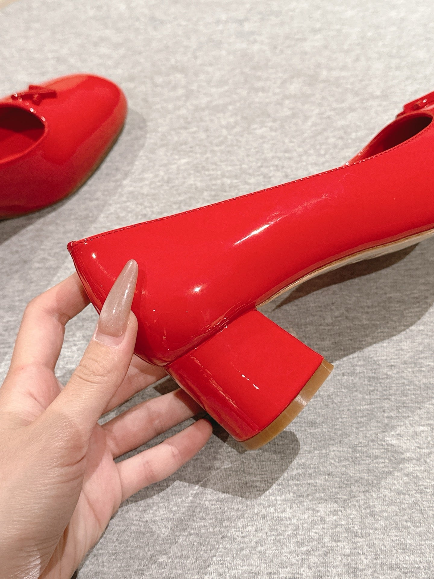 SWING HIGH PUMP 55 MM IN CRIMSON RED PATENT CALFSKIN - 35