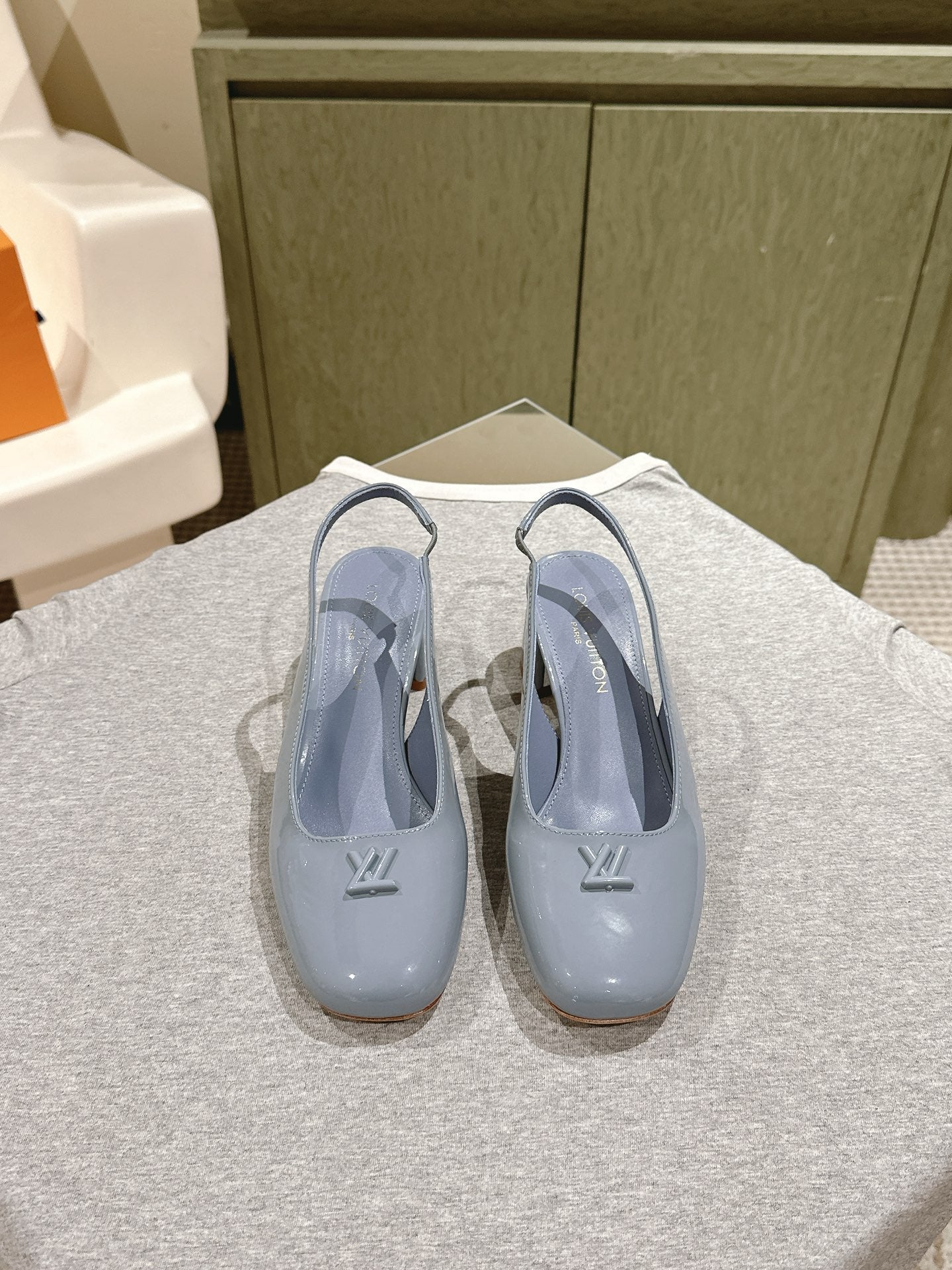 SWING SLINGBACK PUMP 55 MM IN ICE BLUE PATENT CALFSKIN - 35