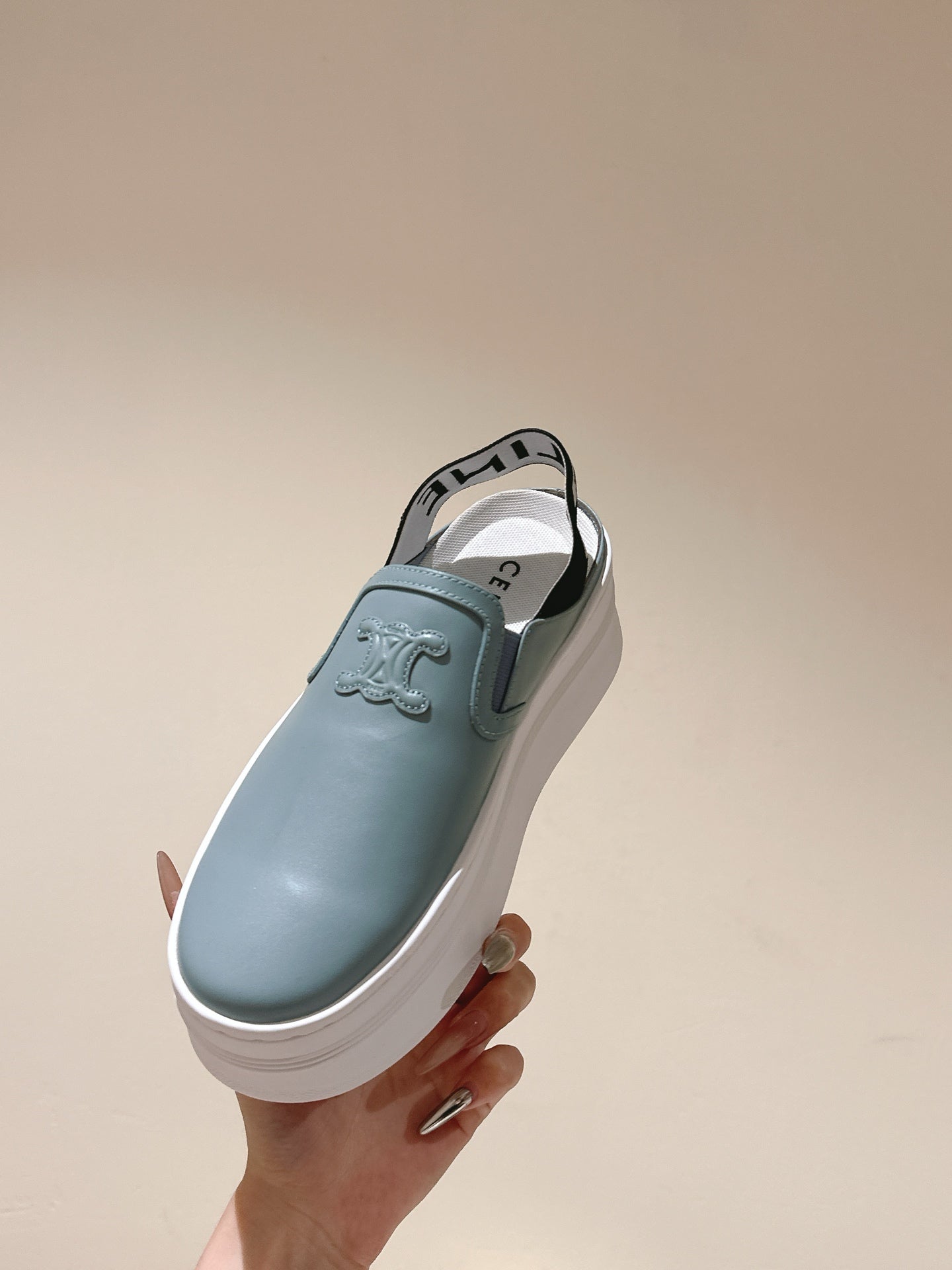 THICK-SOLED ELASTIC BACKLESS SHOES GRANNY SMITH BLUE SHINY CALFSKIN - 35