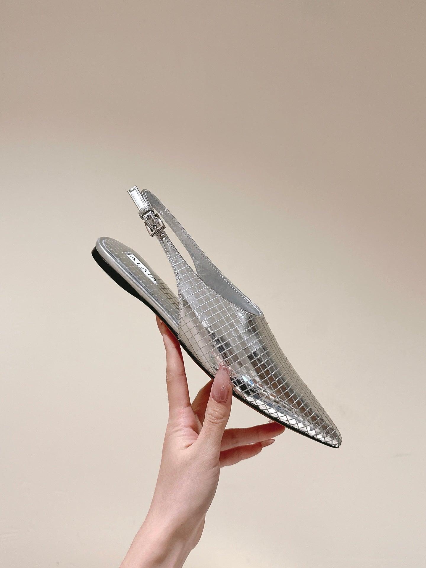 ALAIA SLINGBACK 25S IN SILVER PATENT LEATHER - 35