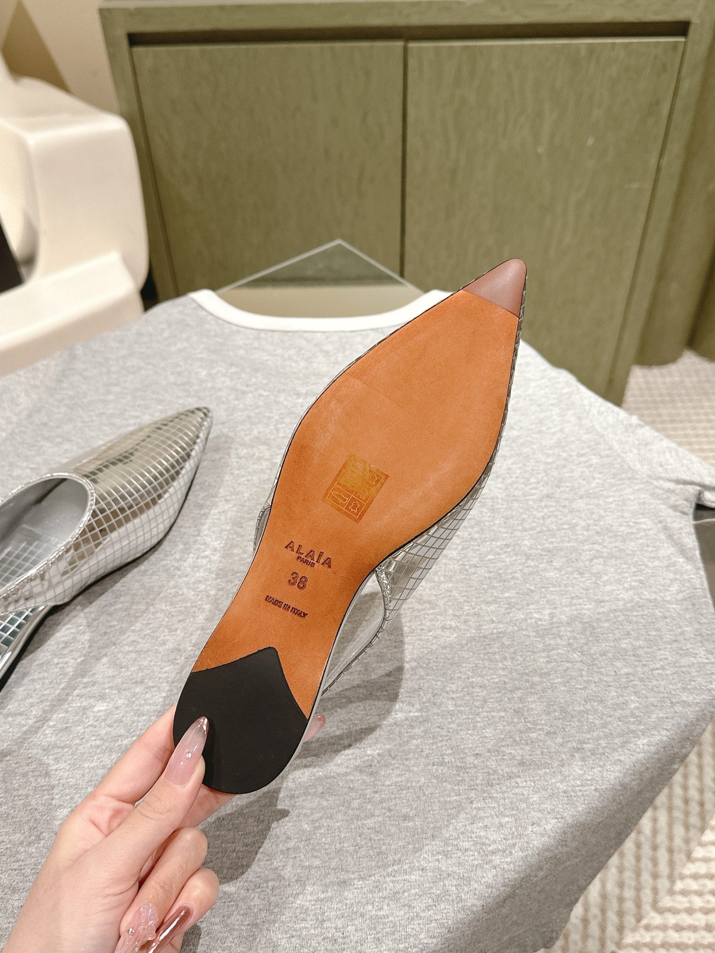 ALAIA SLINGBACK 25S IN SILVER PATENT LEATHER - 35