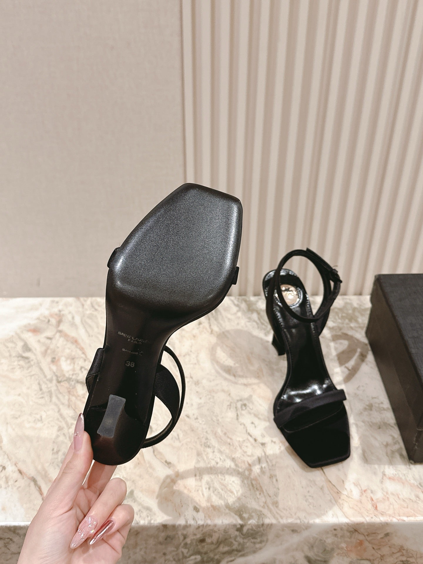 YSL 25S HIGH-HEEL SANDALS 100 MM IN BLACK SATIN - 35