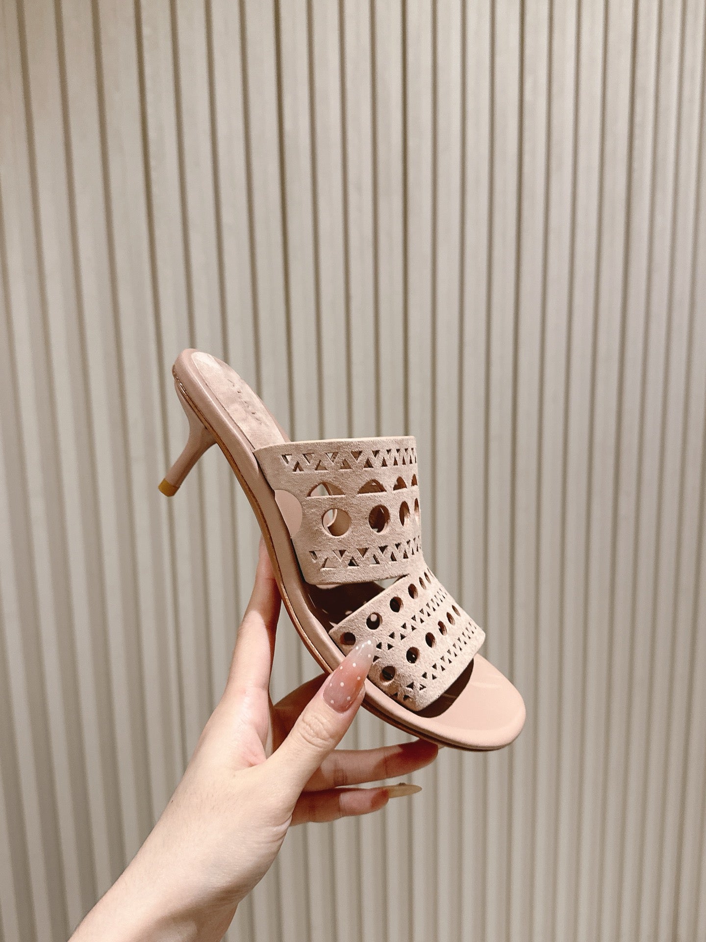 ALAIA HIGH HEEL CHUNKY TWO-STRAP 25S IN PINK BEIGE SUEDE - 35