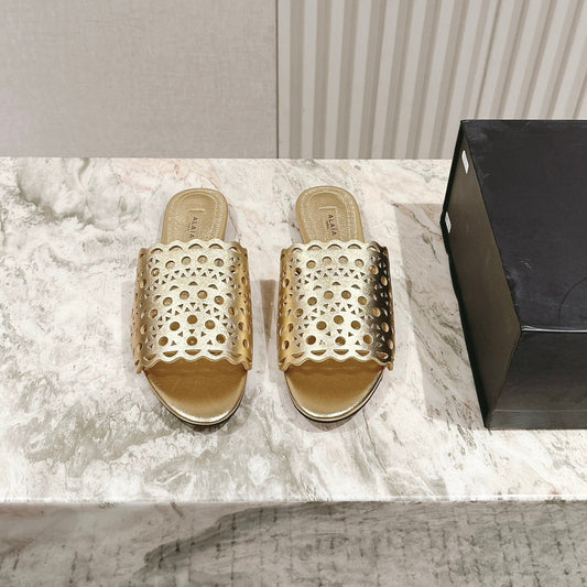 ALAIA PERFORATED SLIDE SANDALS 25S IN LIGHT GOLD LAMBSKIN - 35