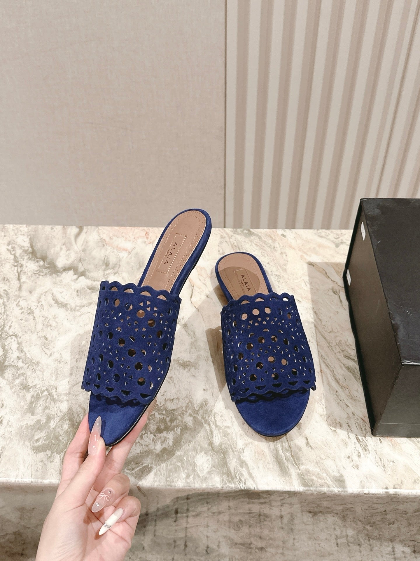 ALAIA PERFORATED SLIDE SANDALS 25S IN NAVY BLUE SUEDE - 35