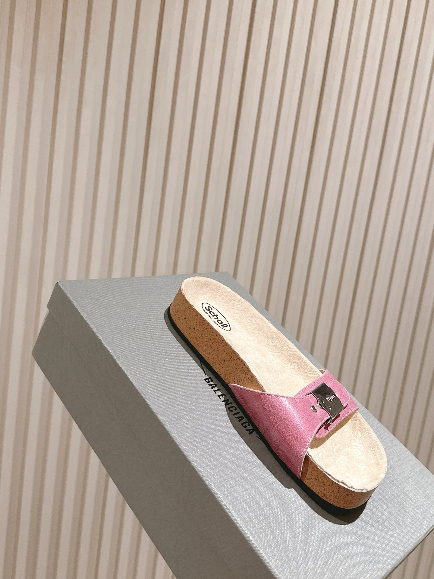 BALENCIAGA 25S SCHOLL SLIDES IN PINK PU LEATHER WITH SILVER HARDWARE - 35