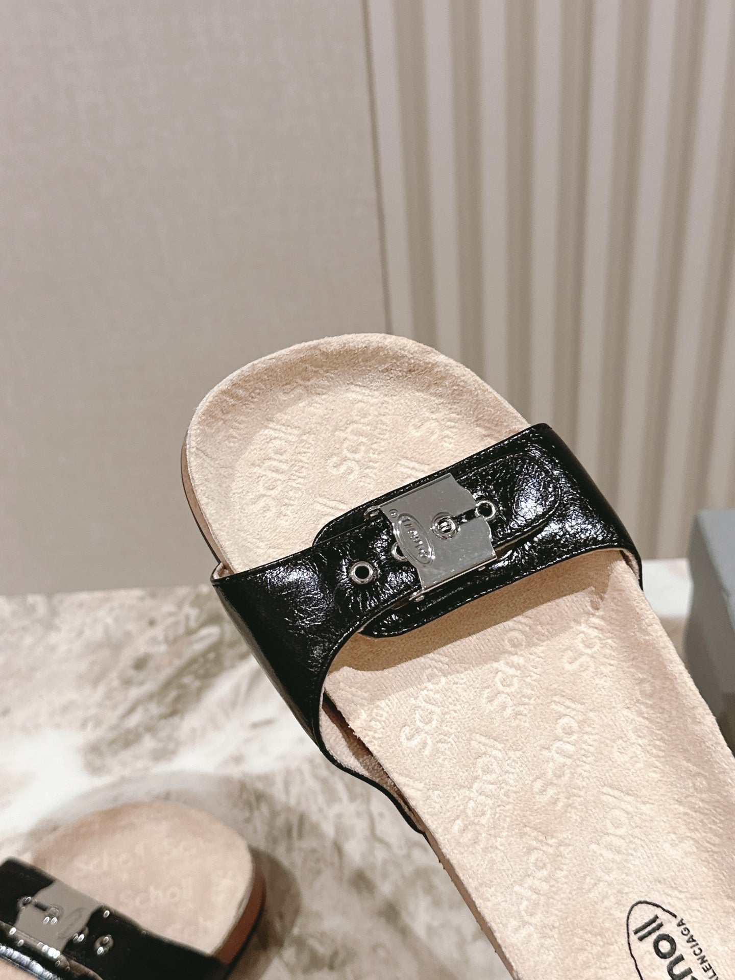 BALENCIAGA 25S SCHOLL SLIDES IN BLACK PU LEATHER WITH SILVER HARDWARE - 35