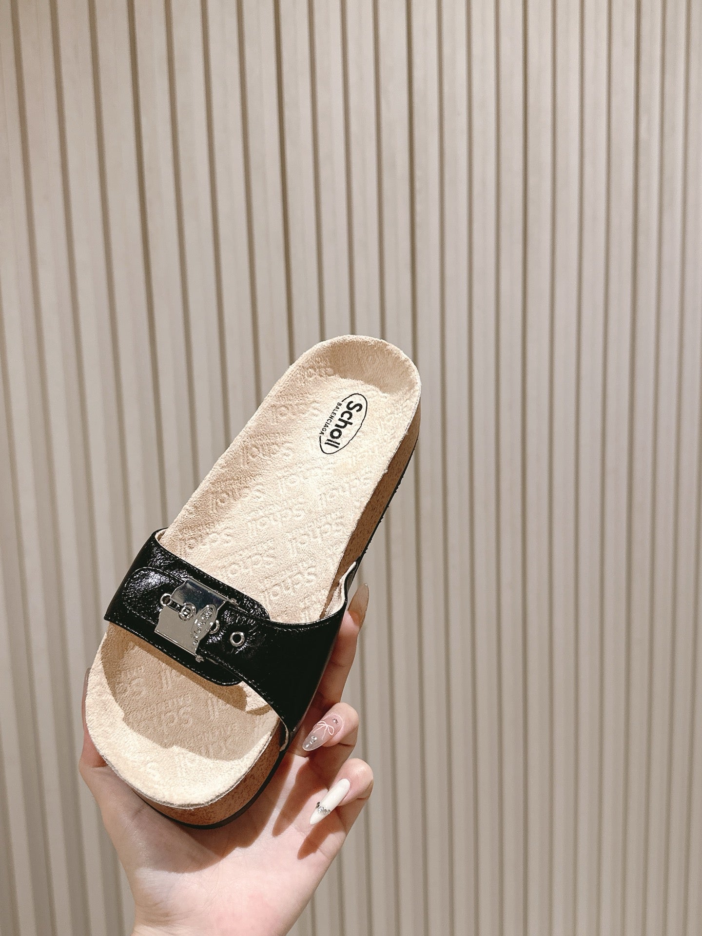 BALENCIAGA 25S SCHOLL SLIDES IN BLACK PU LEATHER WITH SILVER HARDWARE - 35