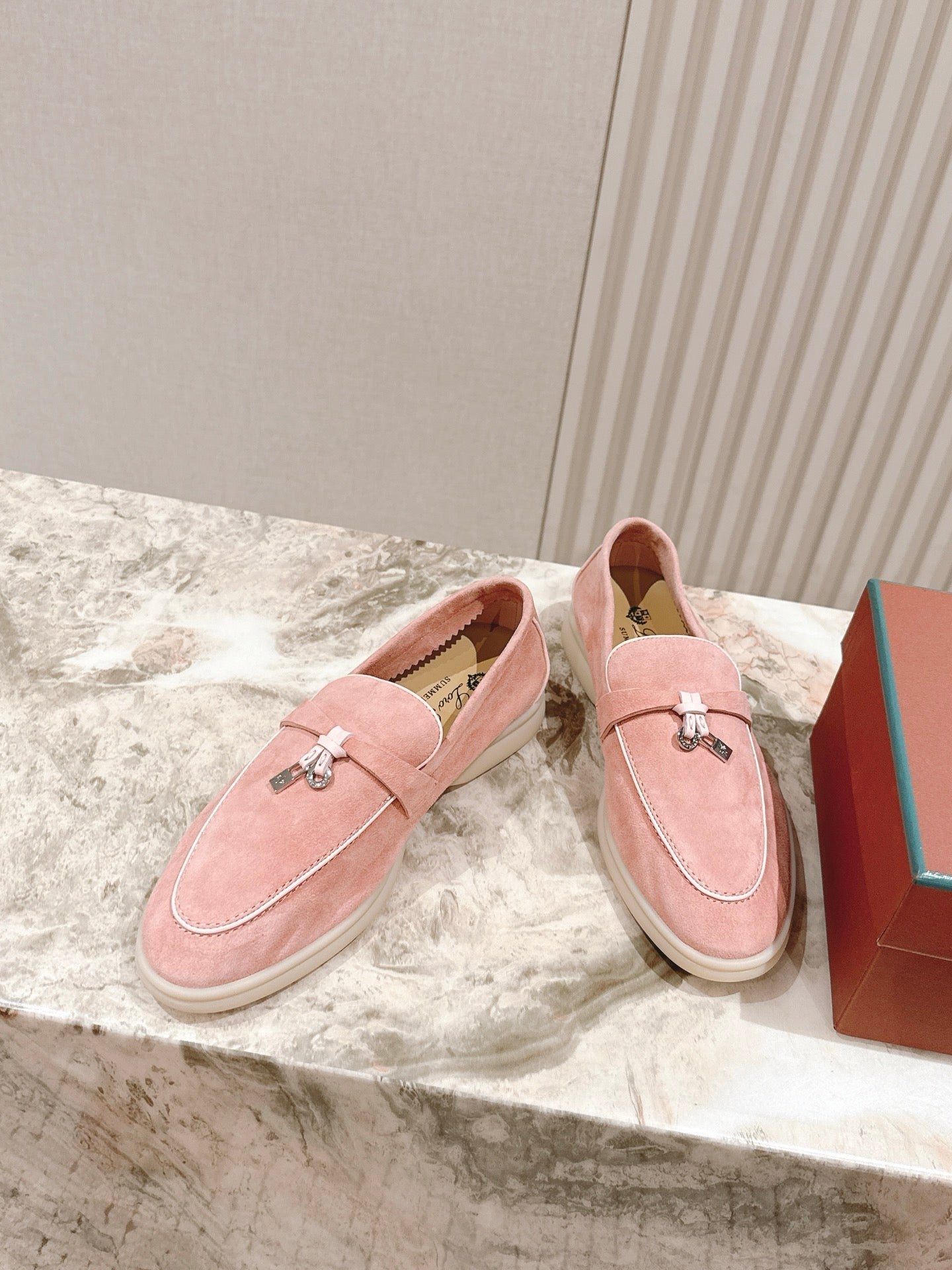 LP LOAFERS 25S IN LIGHT PINK SUEDE WITH SILVER HARDWARE - 35