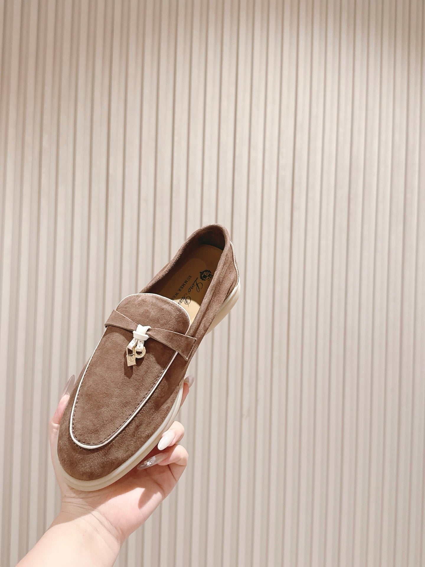 LP LOAFERS 25S IN LIGHT BROWN SUEDE WITH SILVER HARDWARE - 35