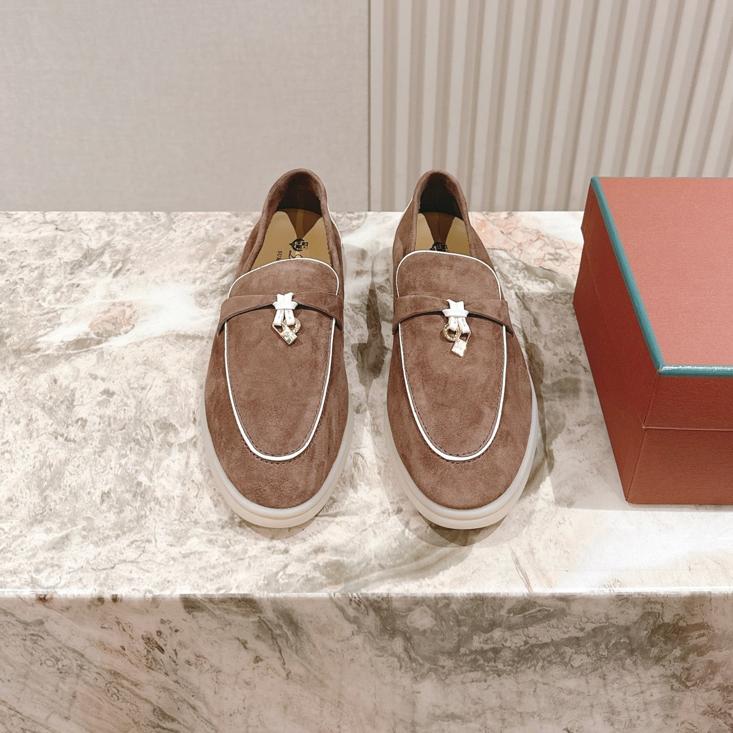 LP LOAFERS 25S IN LIGHT BROWN SUEDE WITH SILVER HARDWARE - 35
