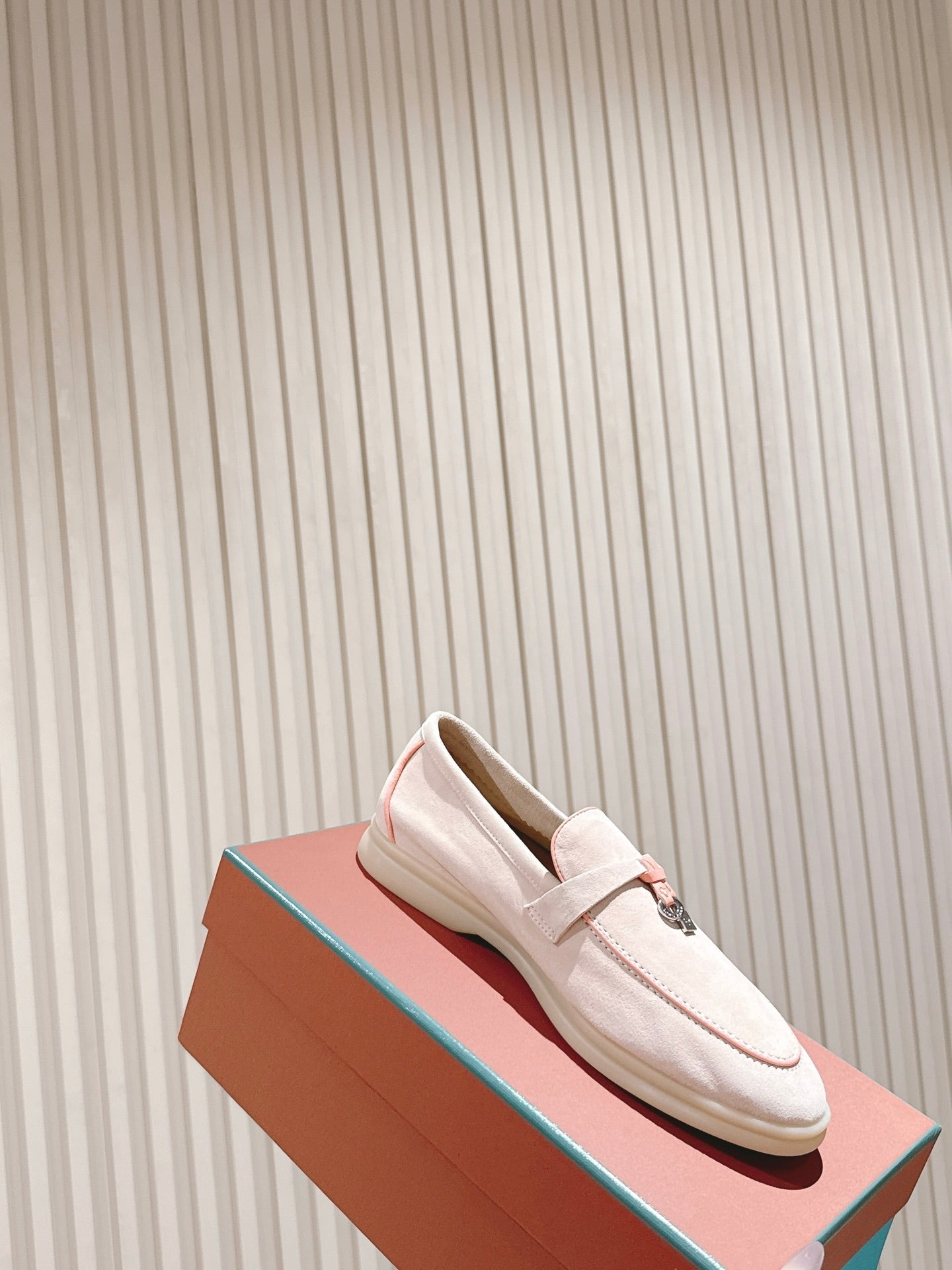 LP LOAFERS 25S IN SOFT BEIGE SUEDE WITH SILVER HARDWARE - 35