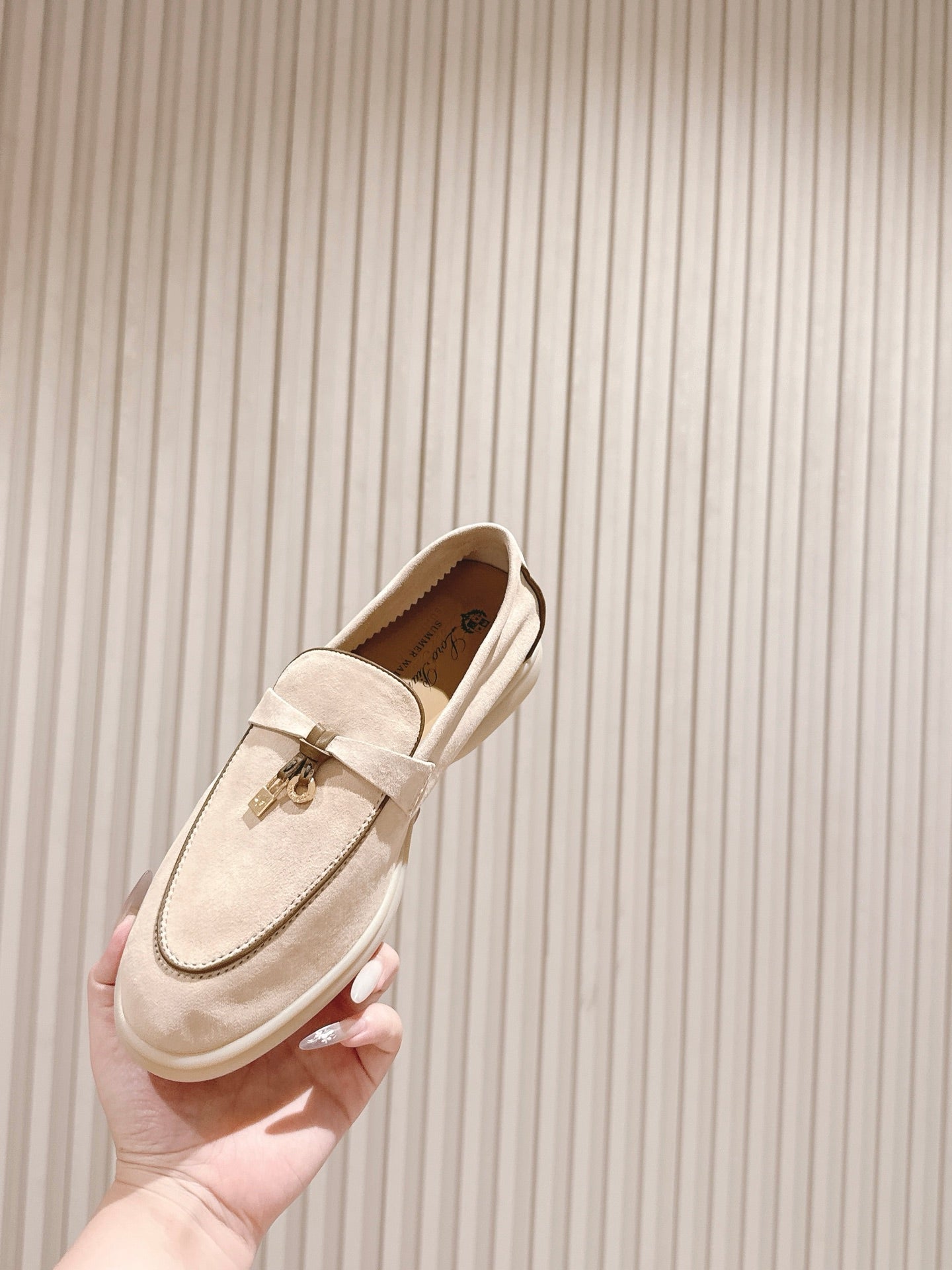 LP LOAFERS 25S IN CHAMPAGNE BEIGE SUEDE WITH SILVER HARDWARE - 35