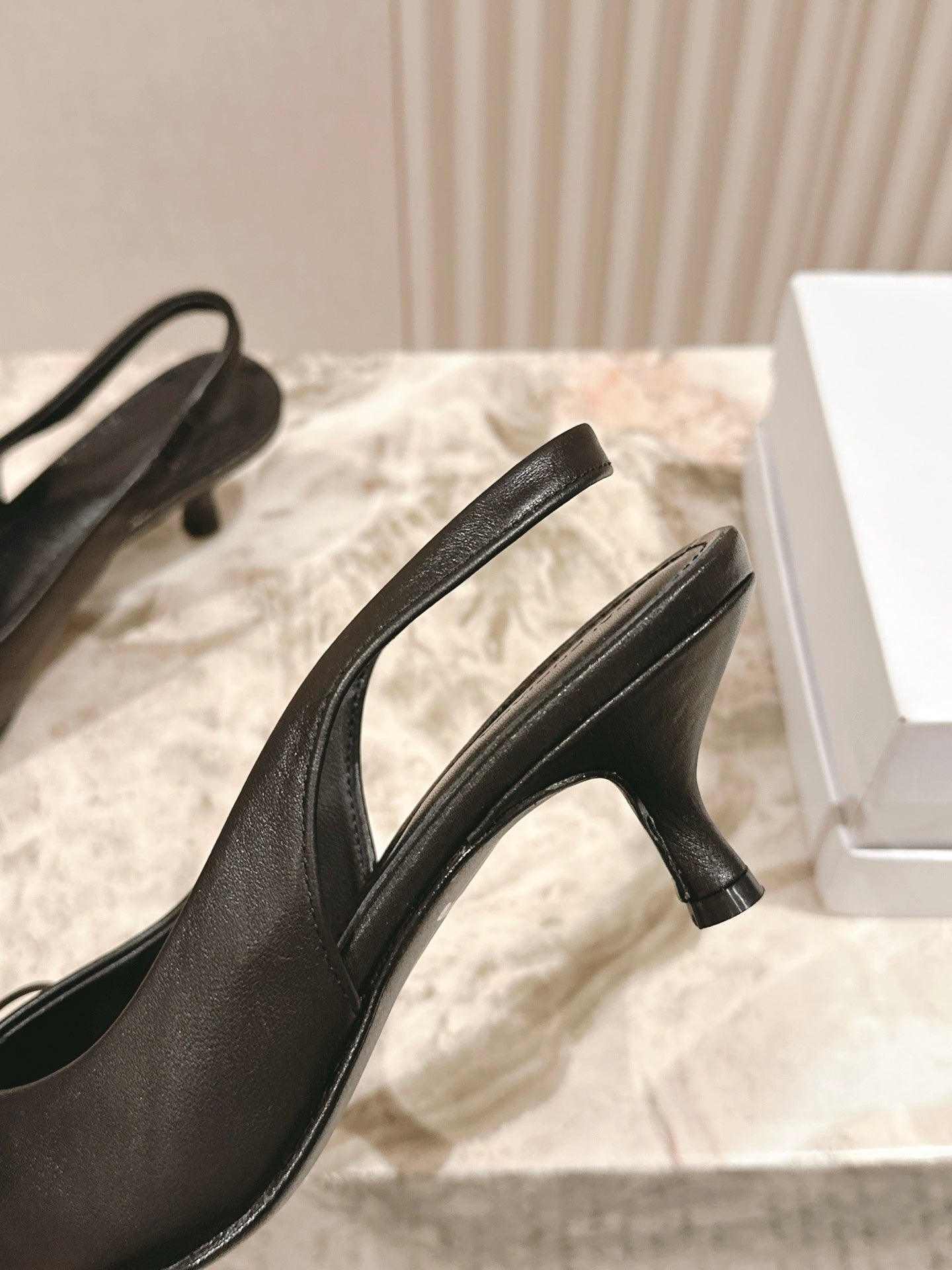BALENCIAGA 25S HIGH SLINGBACK IN BLACK CALFSKIN WITH SMALL BOW - 34 / 45 mm