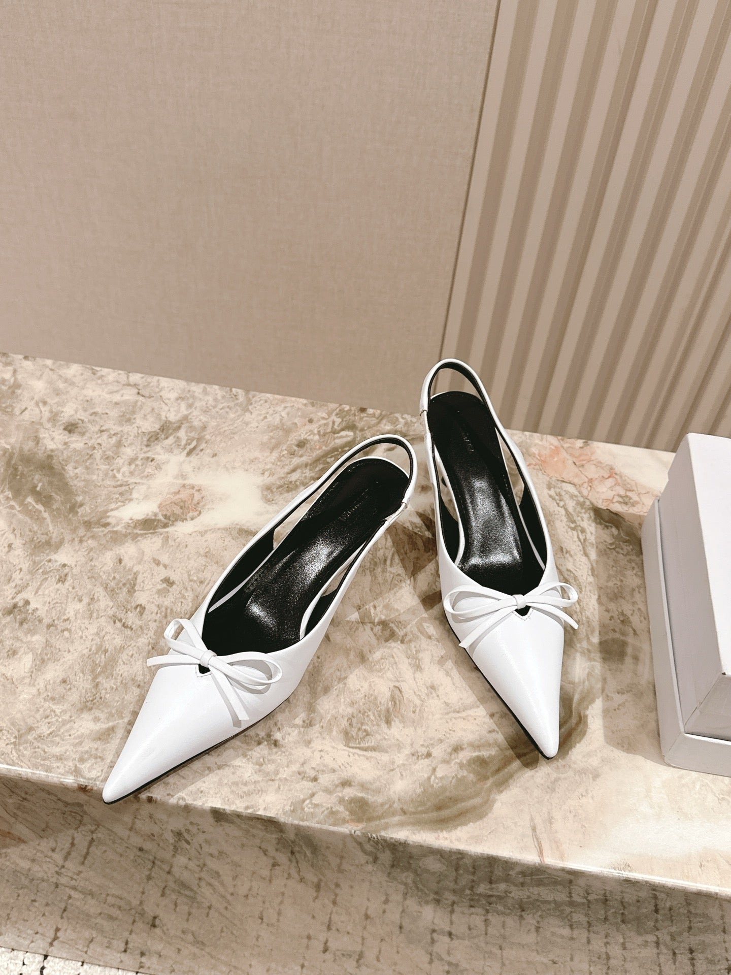 BALENCIAGA 25S HIGH SLINGBACK IN WHITE CALFSKIN WITH SMALL BOW - 34 / 45 mm