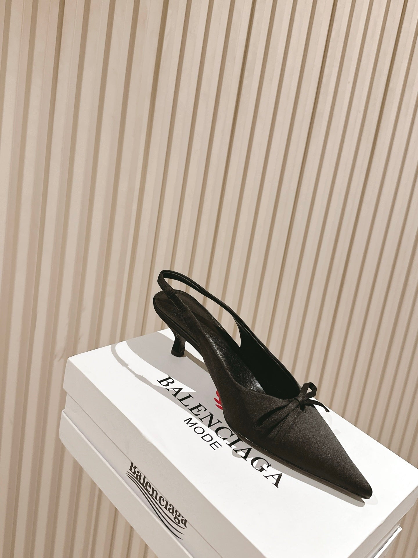 BALENCIAGA 25S HIGH SLINGBACK IN BLACK SATIN WITH SMALL BOW - 34 / 45 mm