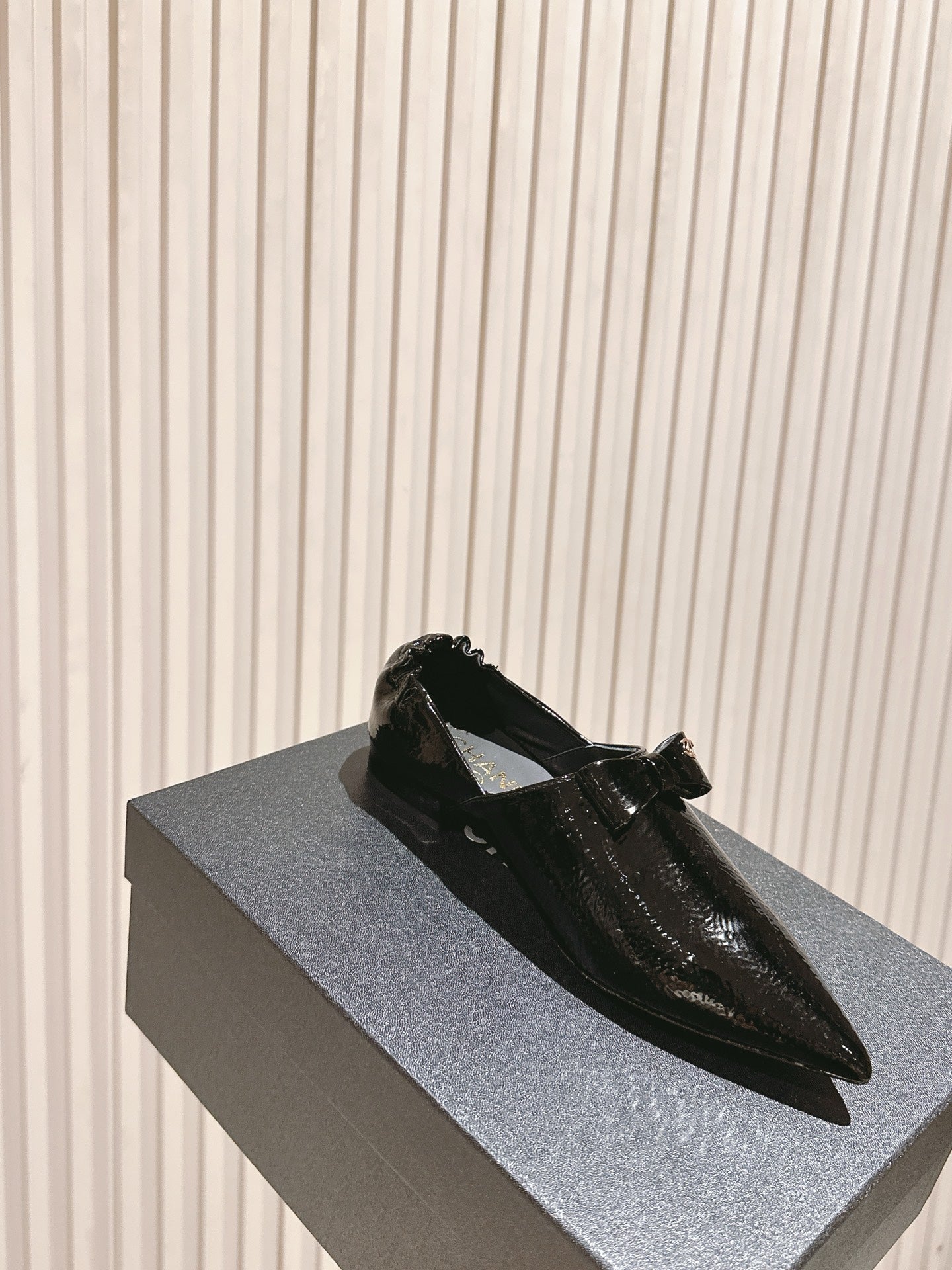 CC FLATS 25S IN BLACK PATENT LEATHER - 35