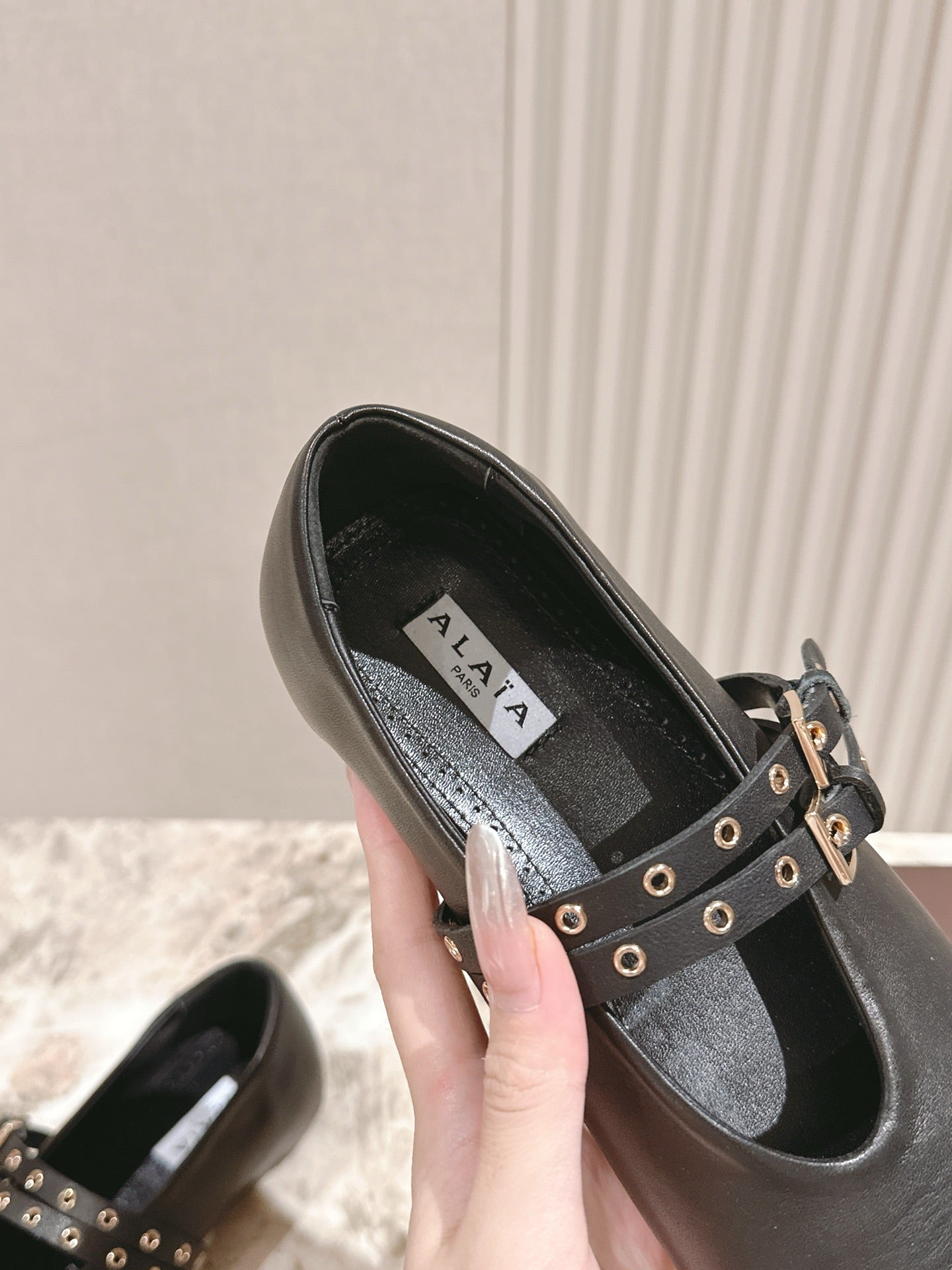 ALAIA MARY JANE 25S IN BLACK LAMBSKIN WITH SILVER HARDWARE - 35