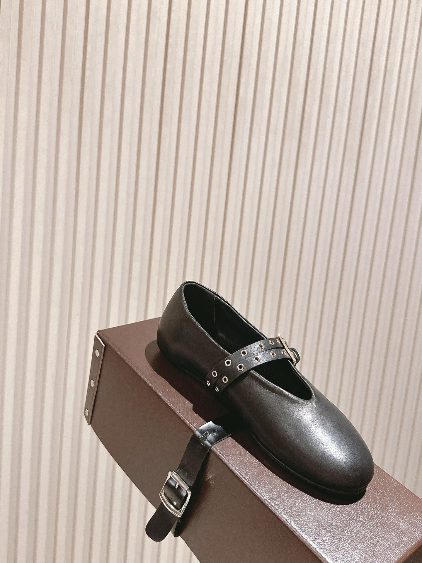 ALAIA MARY JANE 25S IN BLACK LAMBSKIN WITH SILVER HARDWARE - 35