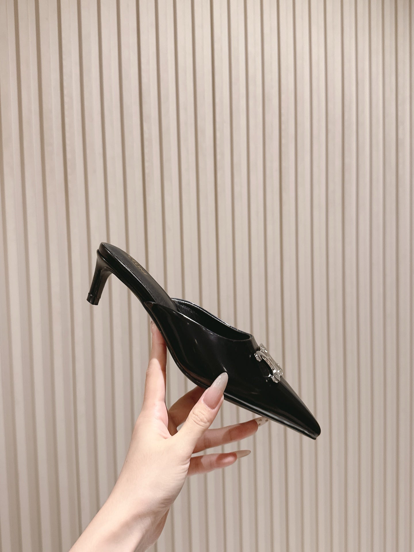 CELINE 25S ALMA TRIOMPHE MULE 45MM IN BLACK CALFSKIN SILVER HARDWARE - 35