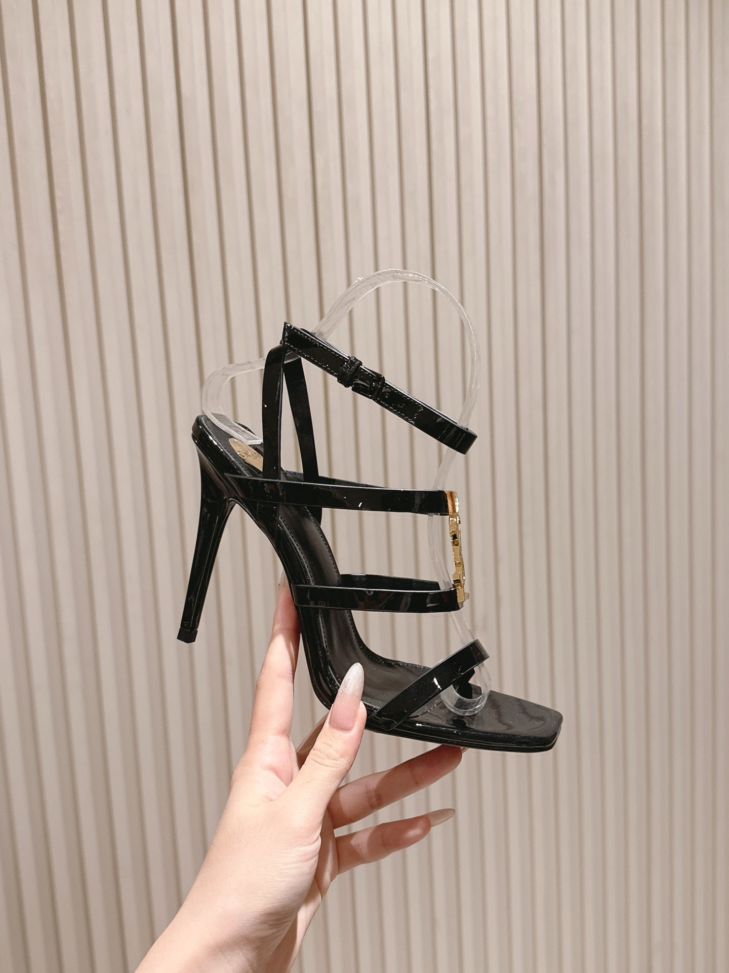 YSL 25S STILETTO HIGH-HEEL SANDALS 100 MM IN BLACK LAMBSKIN WITH GOLD HARDWARE - 35